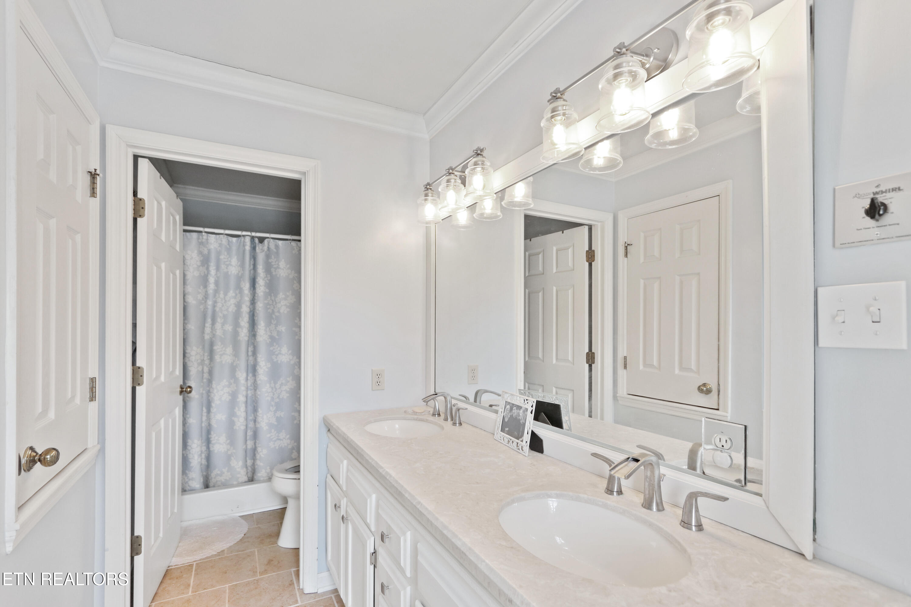 9041 Straw Flower Drive Property Photo 30