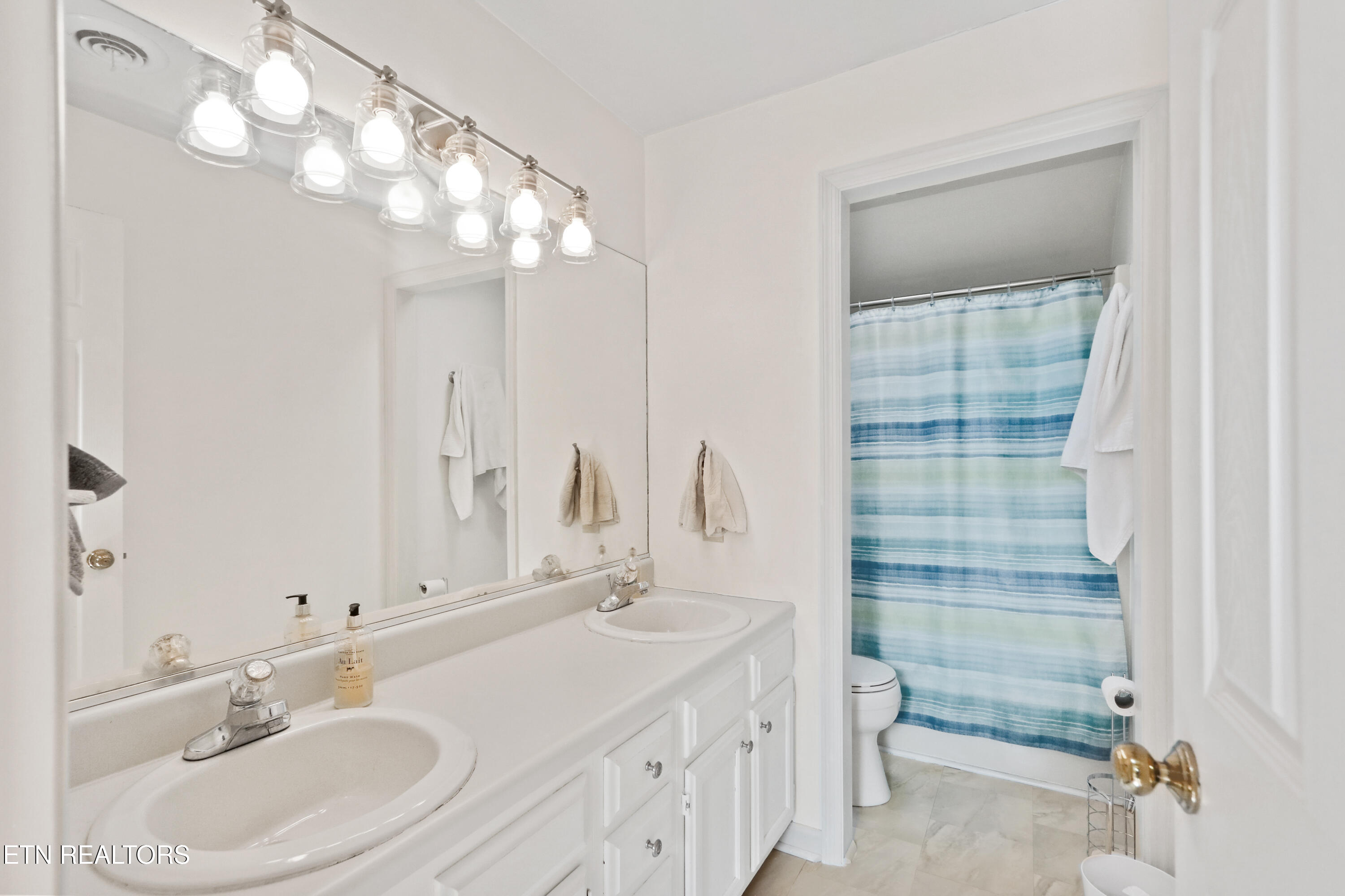 9041 Straw Flower Drive Property Photo 33