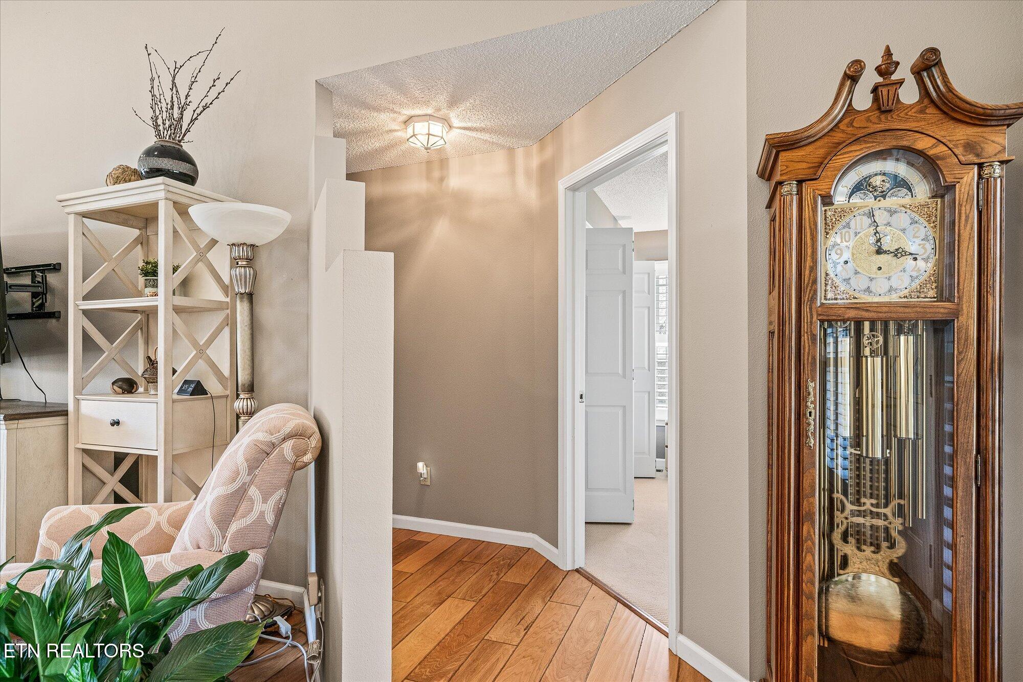 23 Hurstwood Lane Property Photo 19