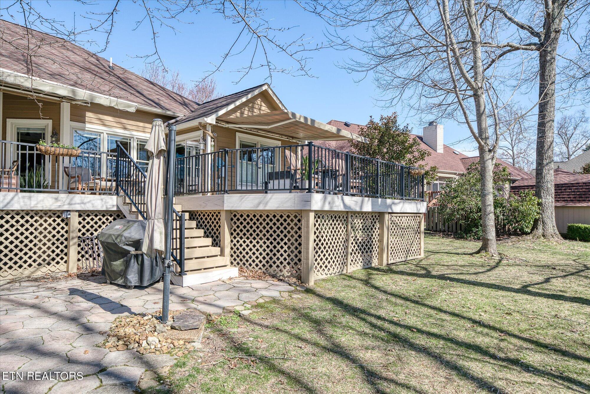 23 Hurstwood Lane Property Photo 32