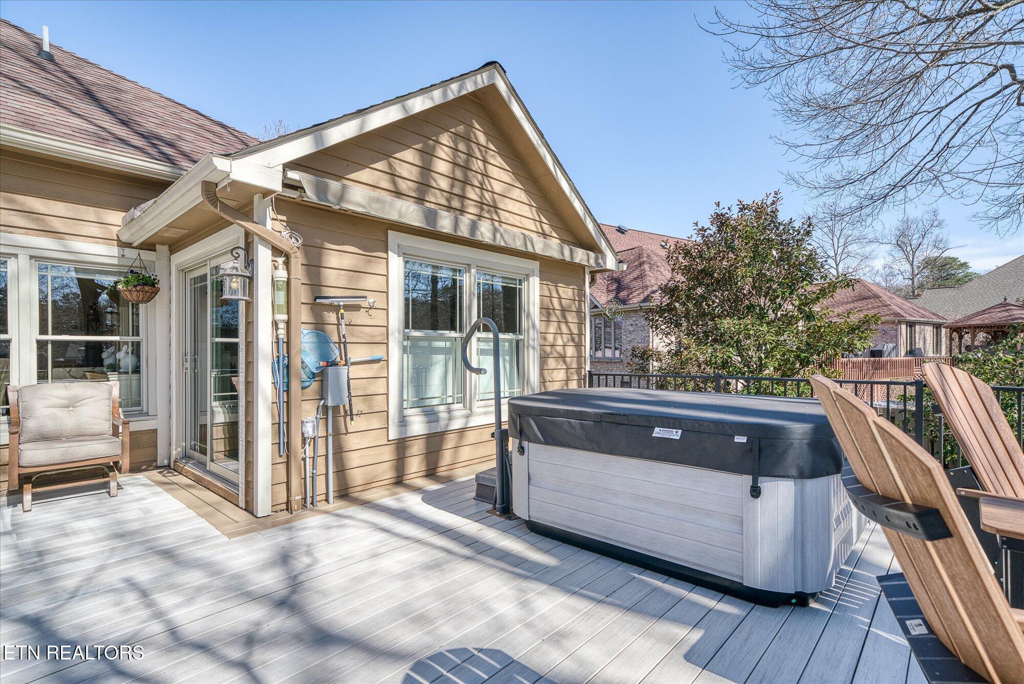 23 Hurstwood Lane Property Photo 41