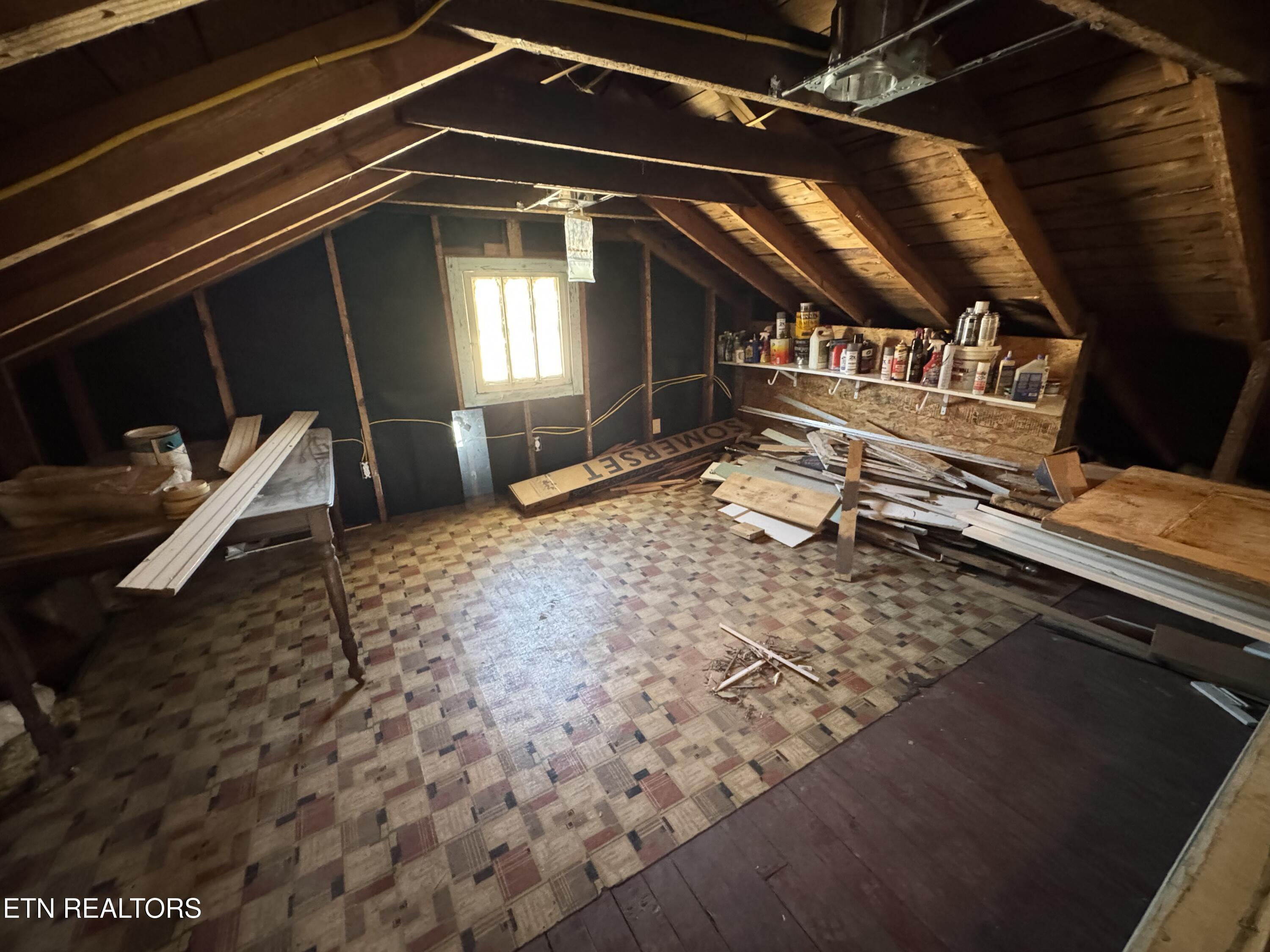 931 Mulberry St Property Photo 11