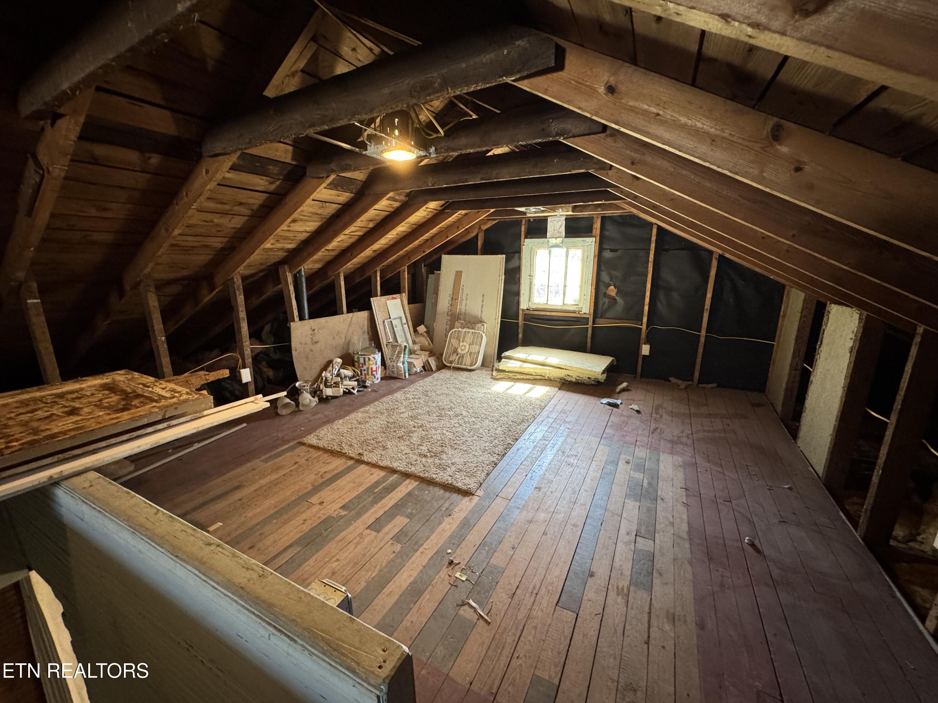 931 Mulberry St Property Photo 12