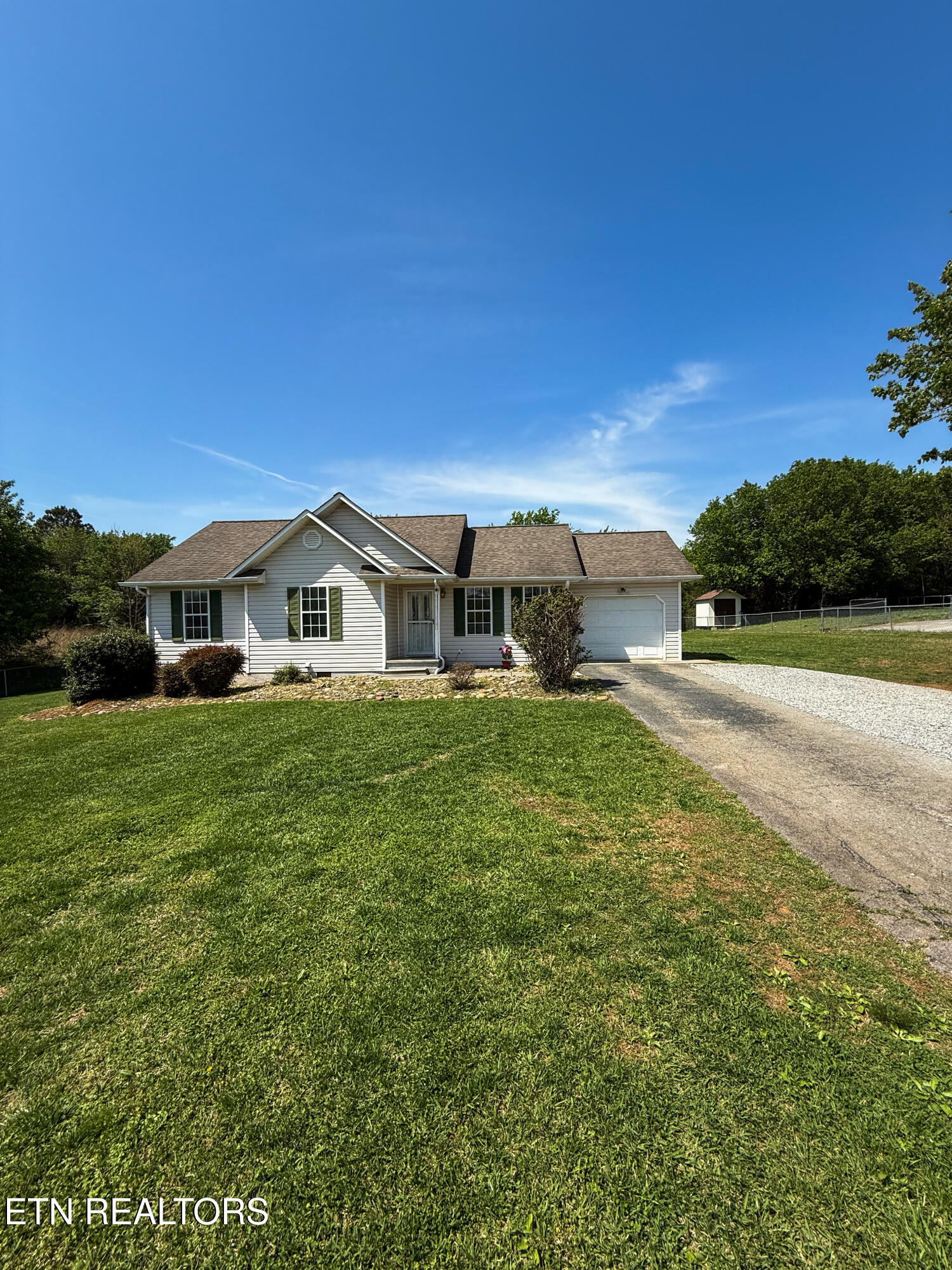106 Squaw Lane Property Photo