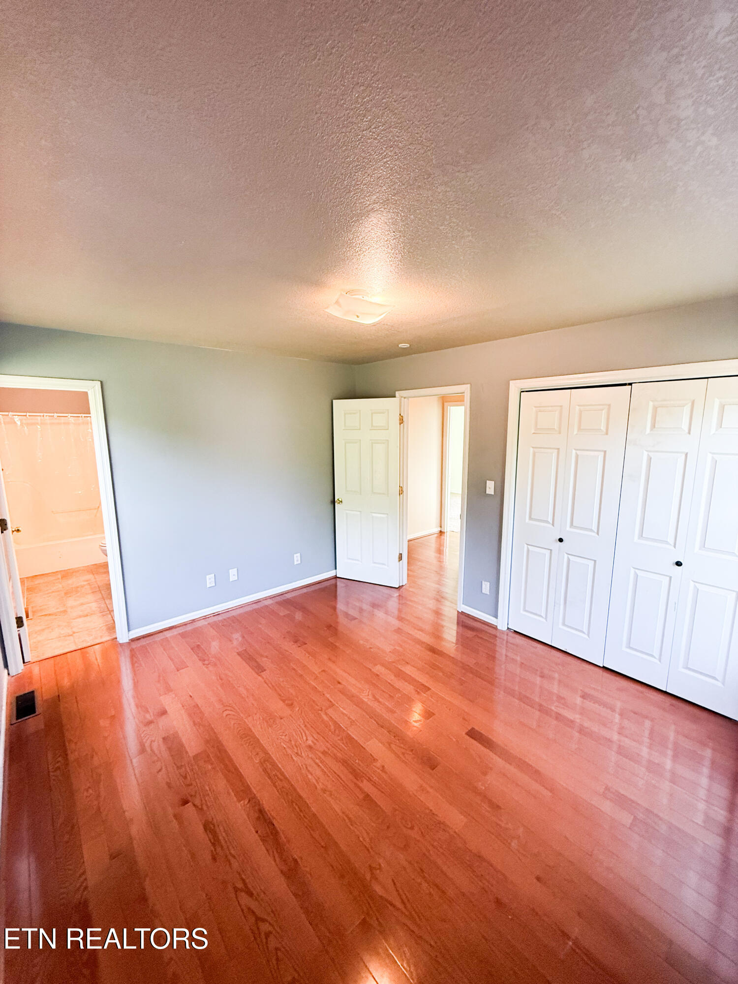 106 Squaw Lane Property Photo 15