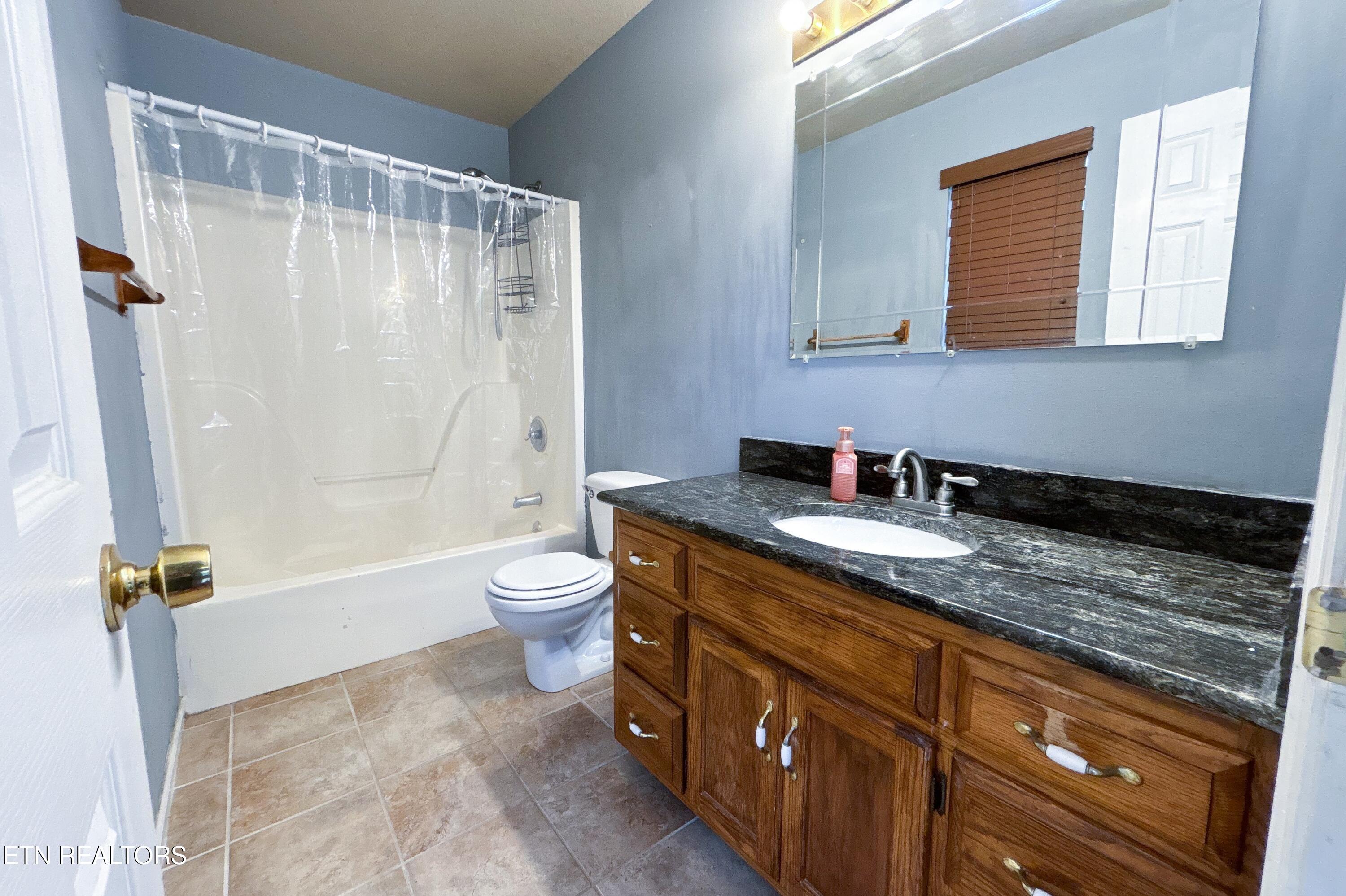 106 Squaw Lane Property Photo 18