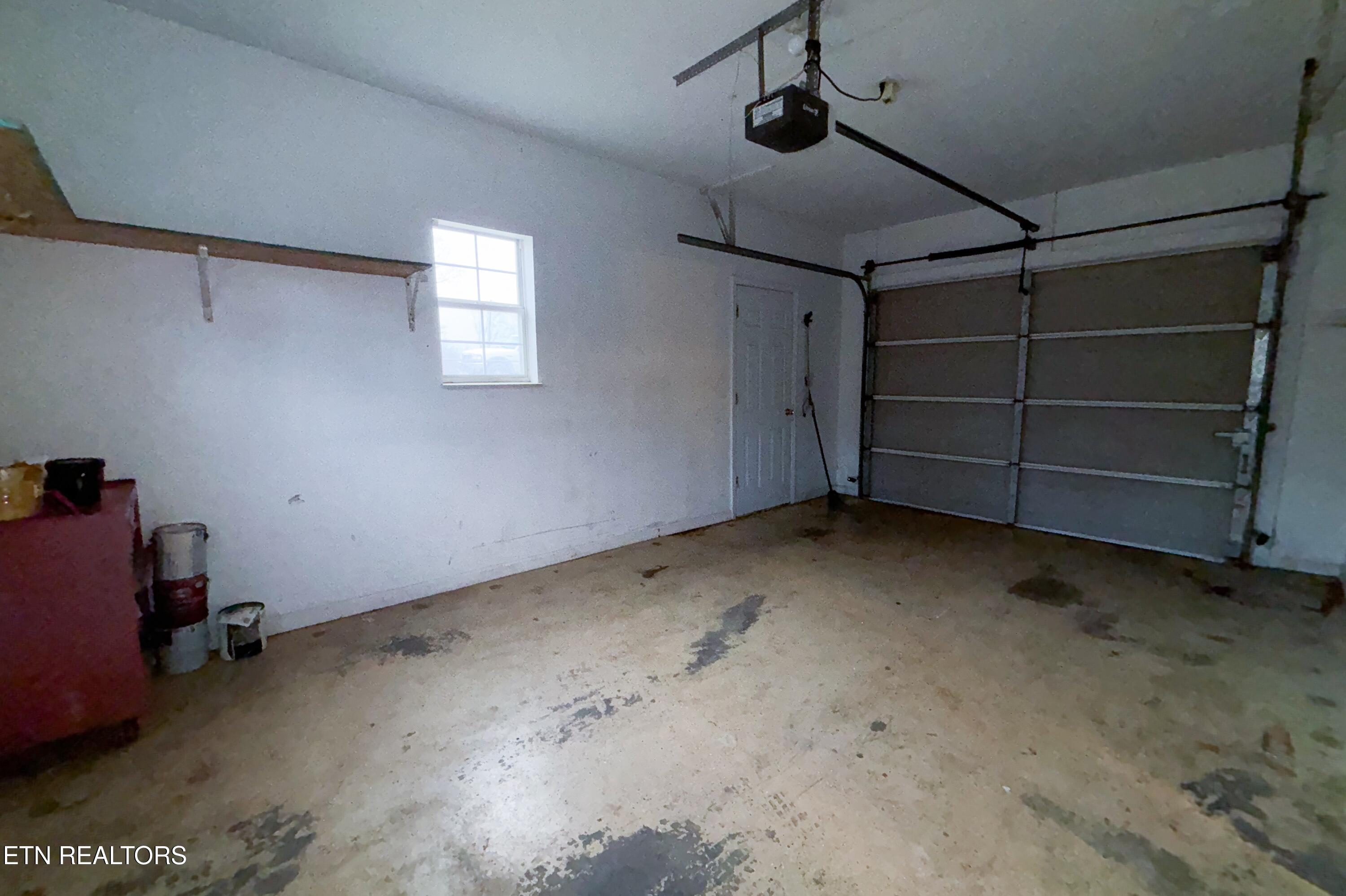106 Squaw Lane Property Photo 27