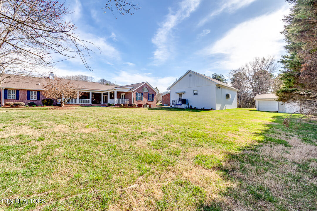 325 Loren Circle Property Photo 32