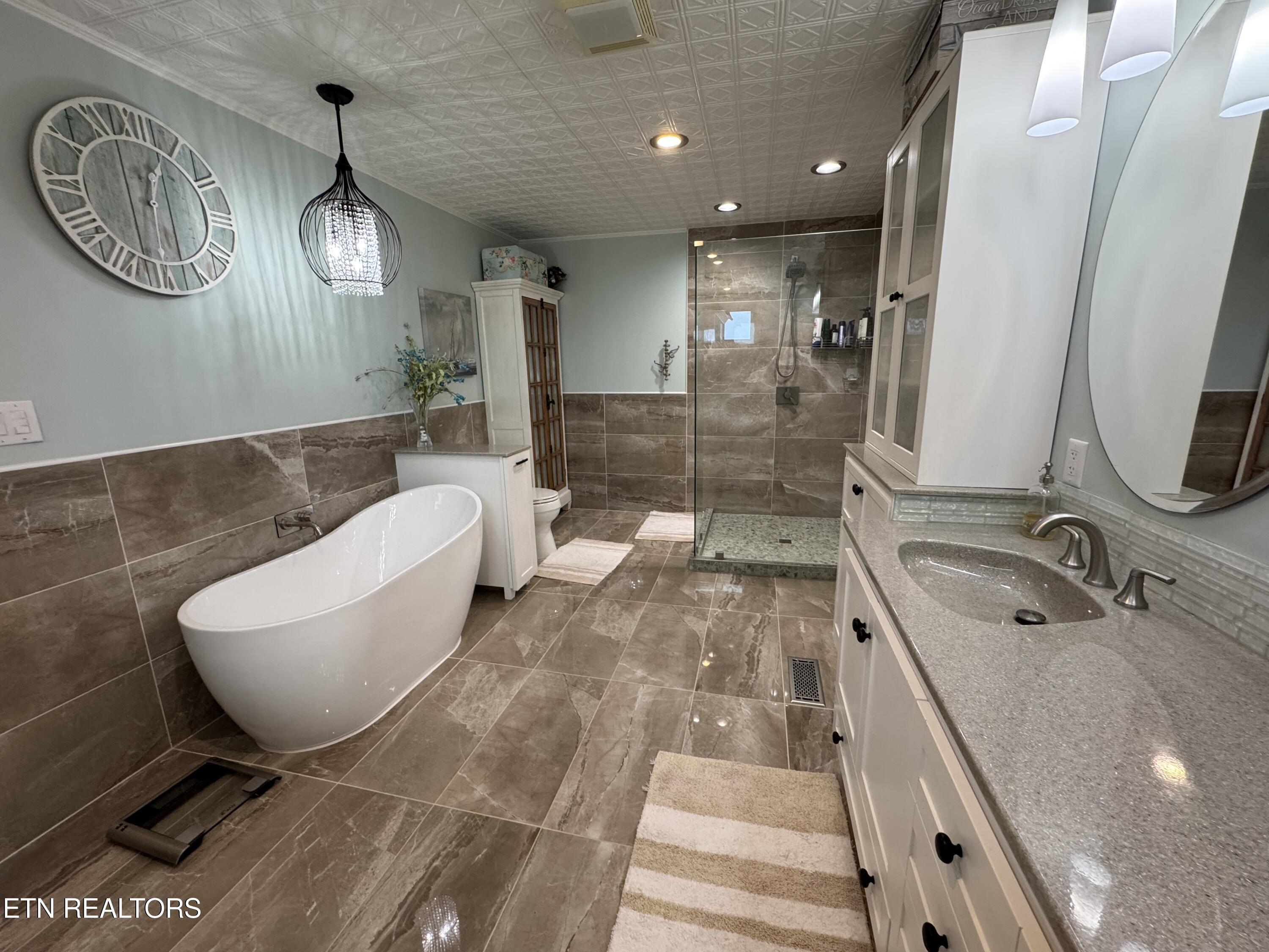 792 Edenwood Way Property Photo 33