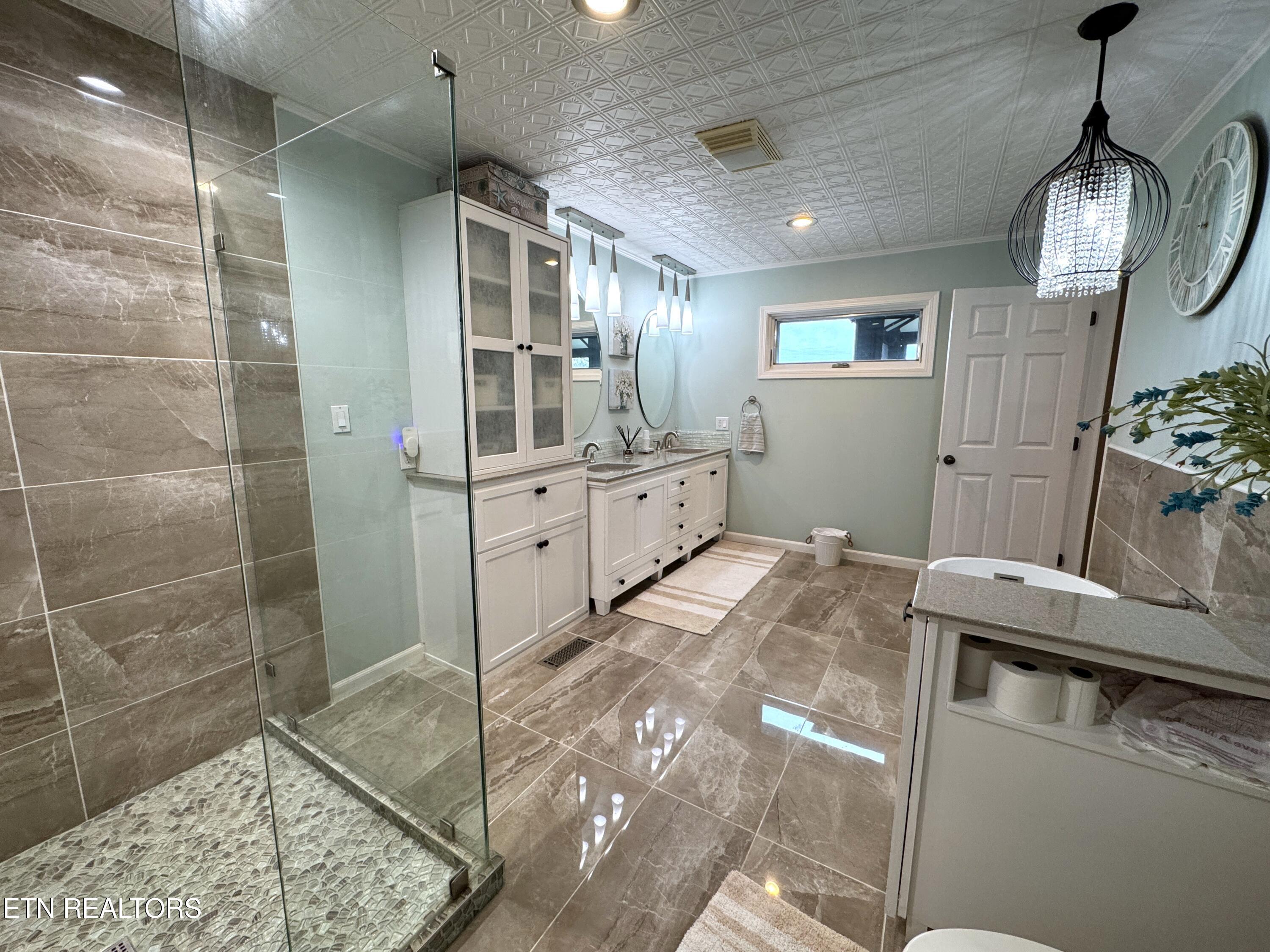 792 Edenwood Way Property Photo 35