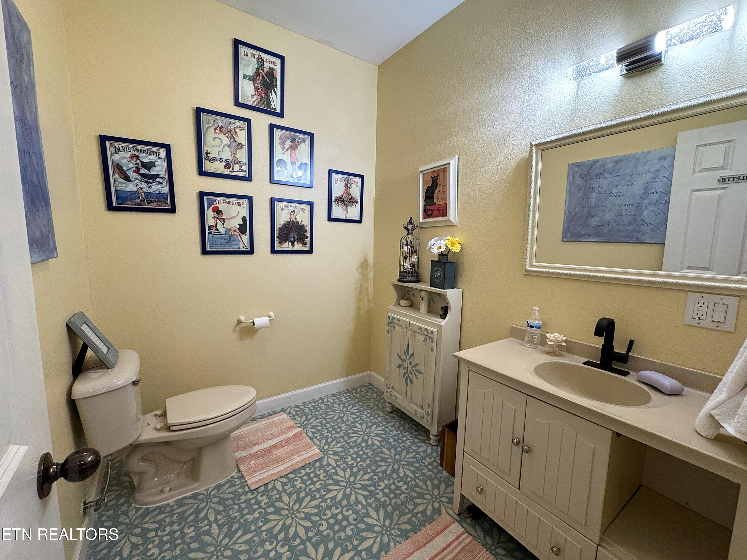792 Edenwood Way Property Photo 41