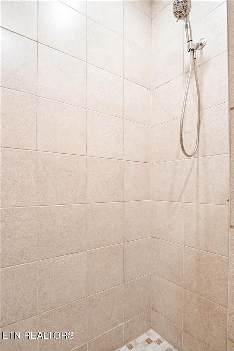 961 Pryse Farm Blvd Property Photo 22
