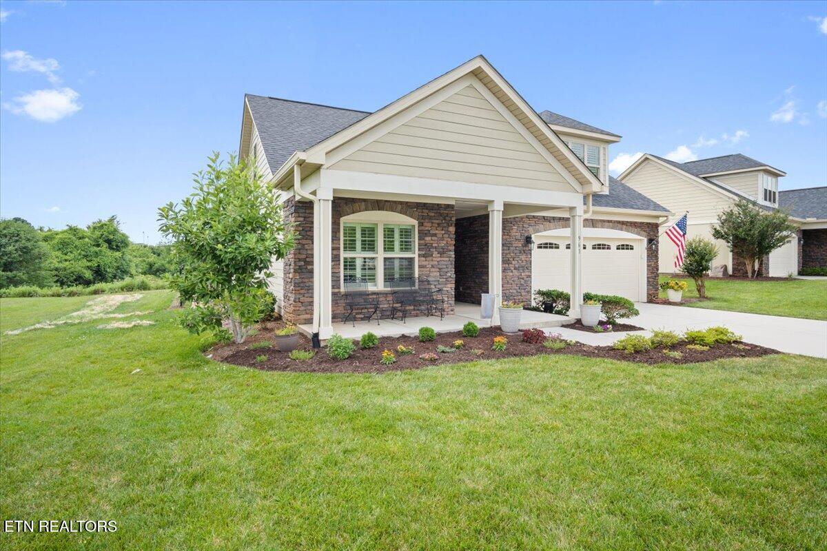 961 Pryse Farm Blvd Property Photo 40