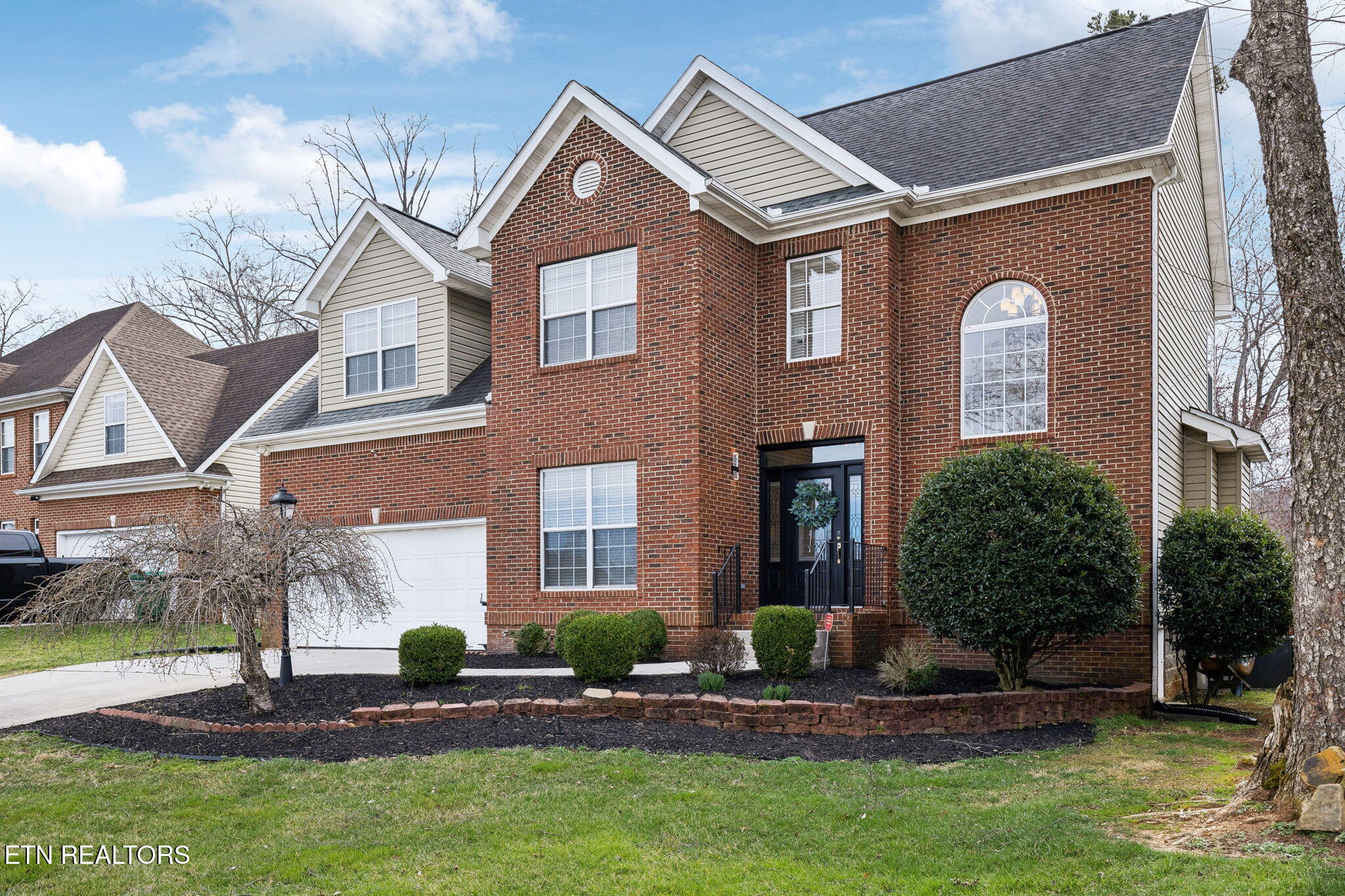 11034 Eagle Creek Lane Property Photo 2
