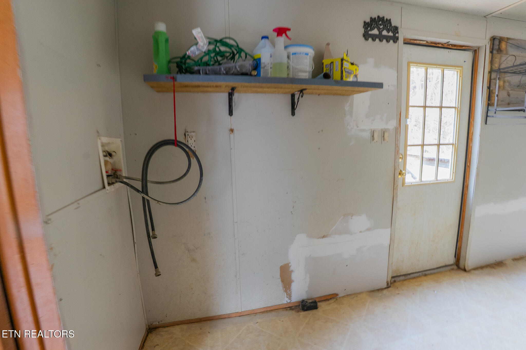 591 Cane Creek Mountain Rd Property Photo 14