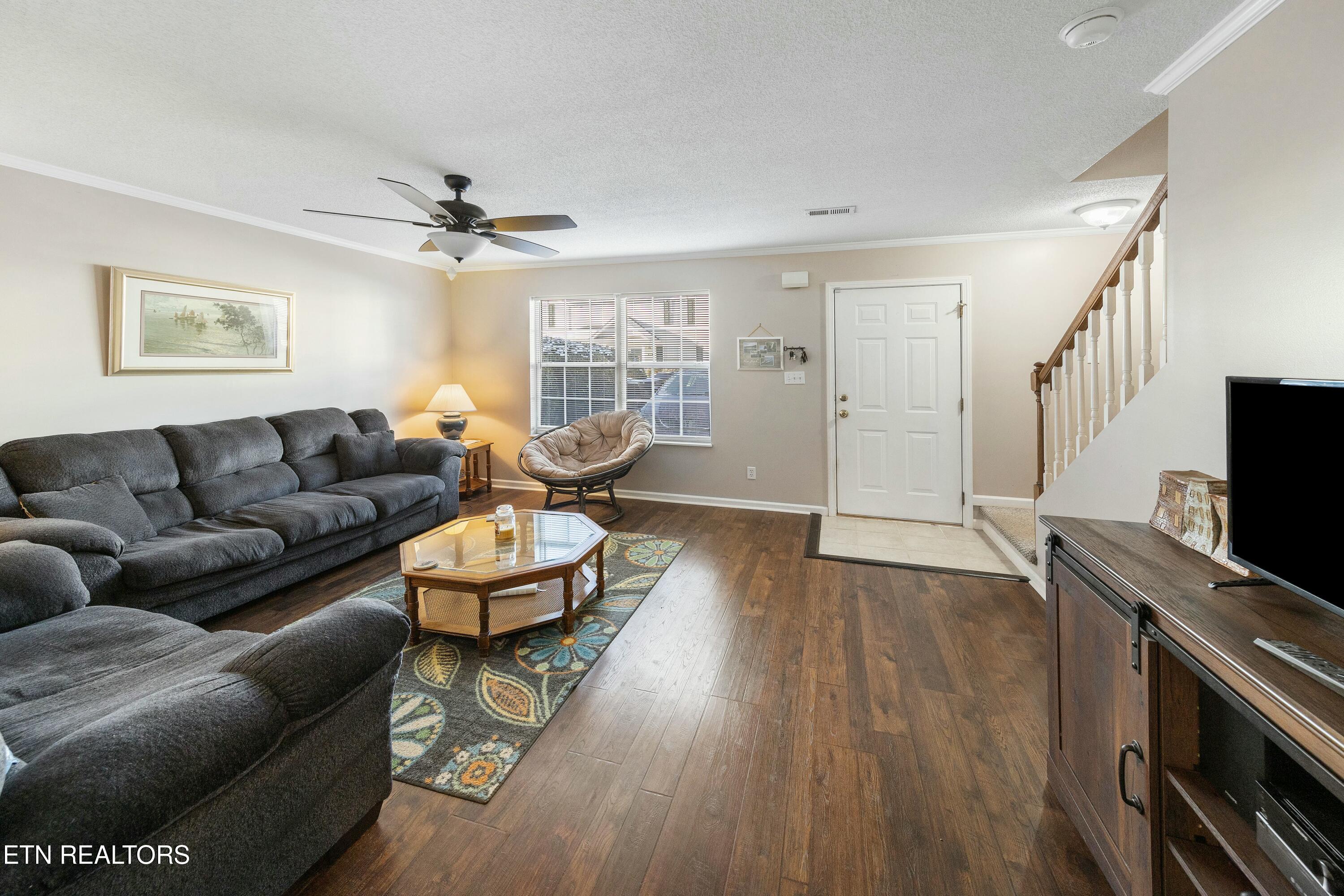 4746 Scepter Way Property Photo 4
