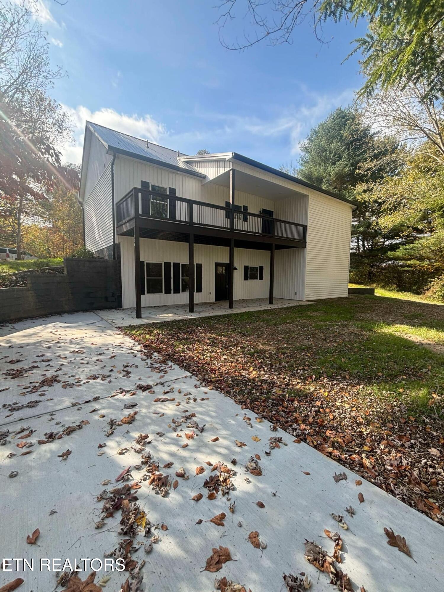 136 Log Lane Property Photo 22