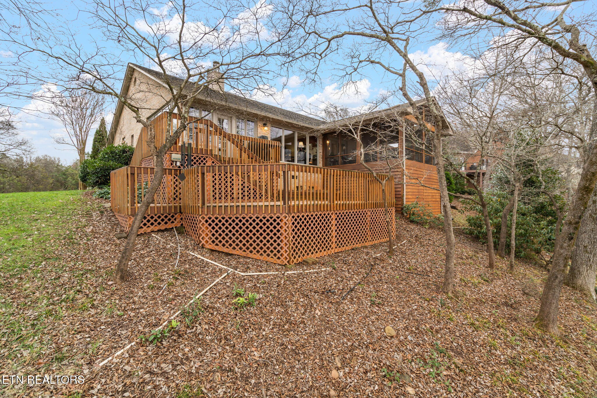 3867 Attley Drive Property Photo 9