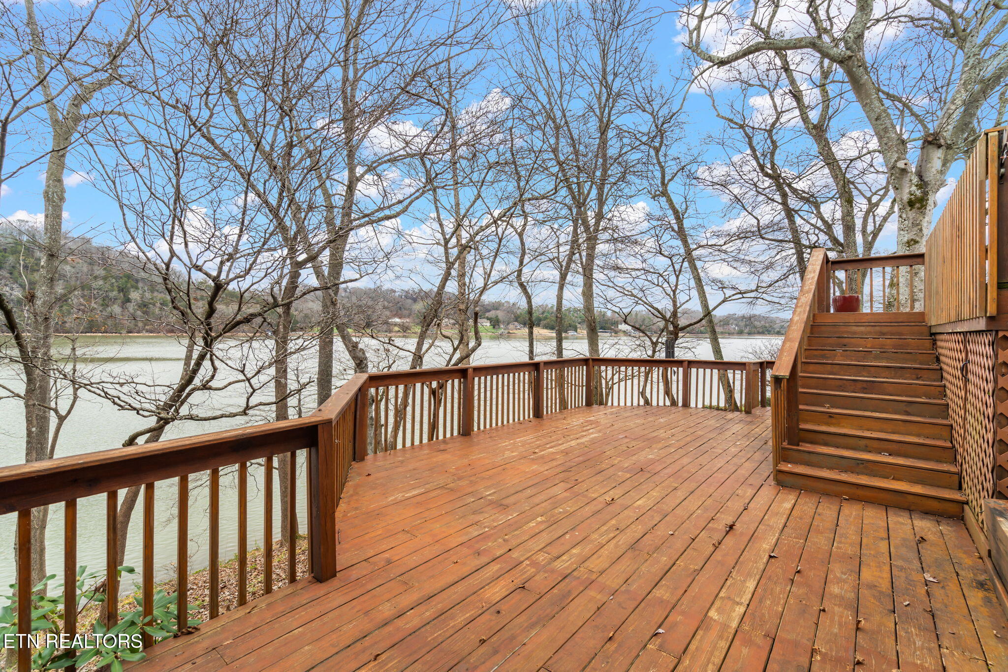 3867 Attley Drive Property Photo 12