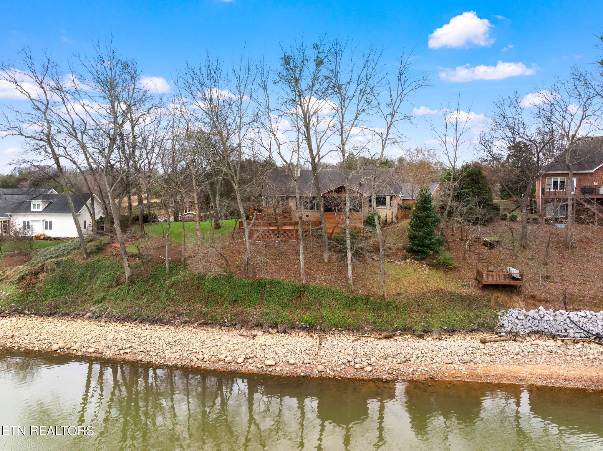 3867 Attley Drive Property Photo 13