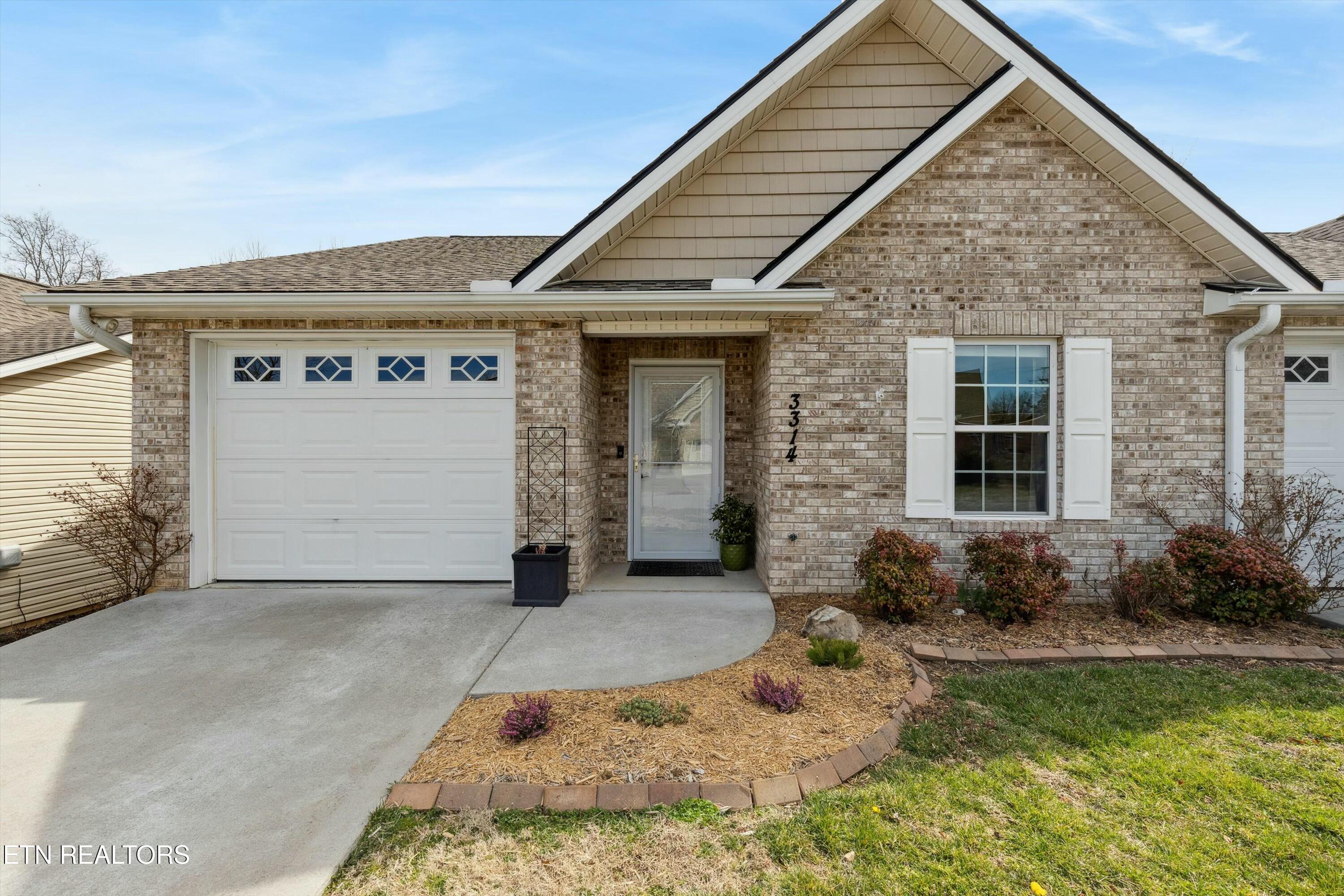 3314 Cummins Lane Property Photo