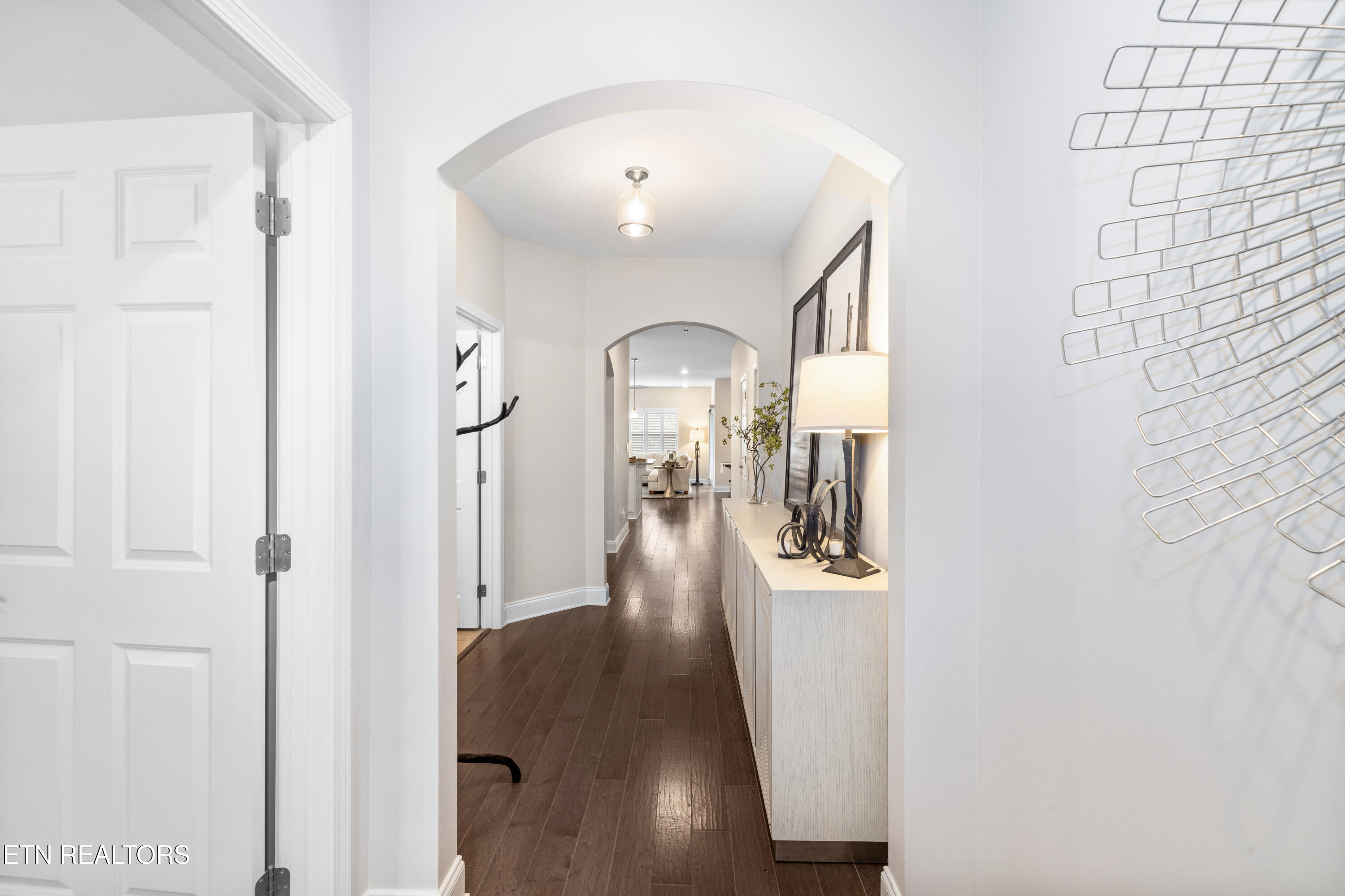 11148 Narrow Leaf Drive Property Photo 2