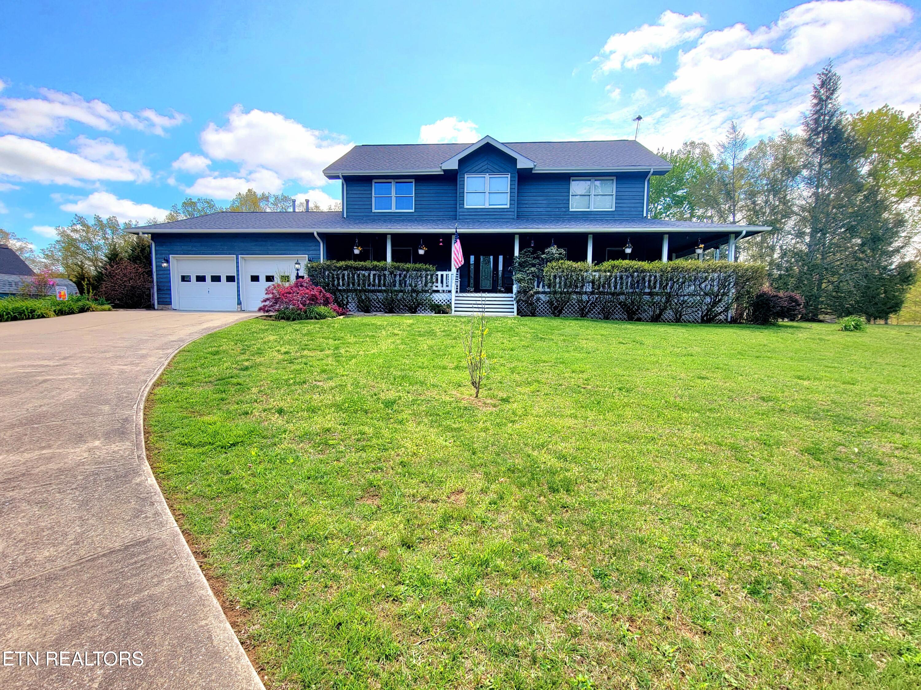 901 Meadow Creek Drive Property Photo