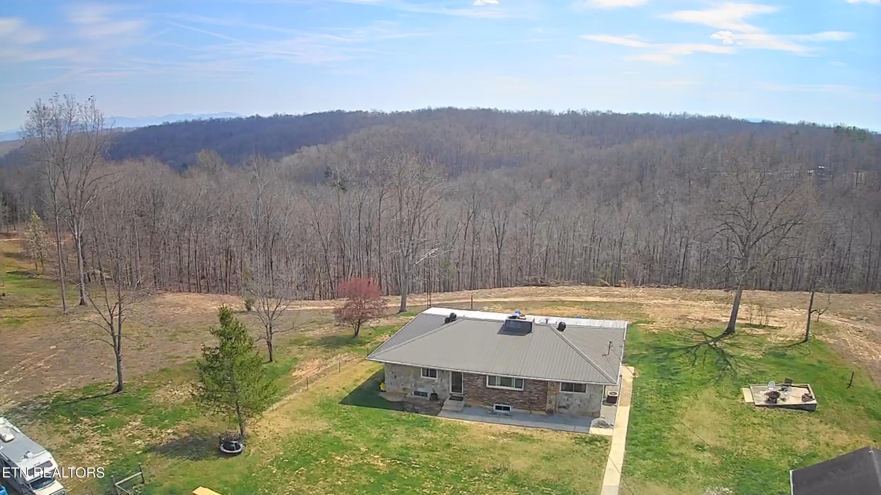 798 Christenson Rd Property Photo 3
