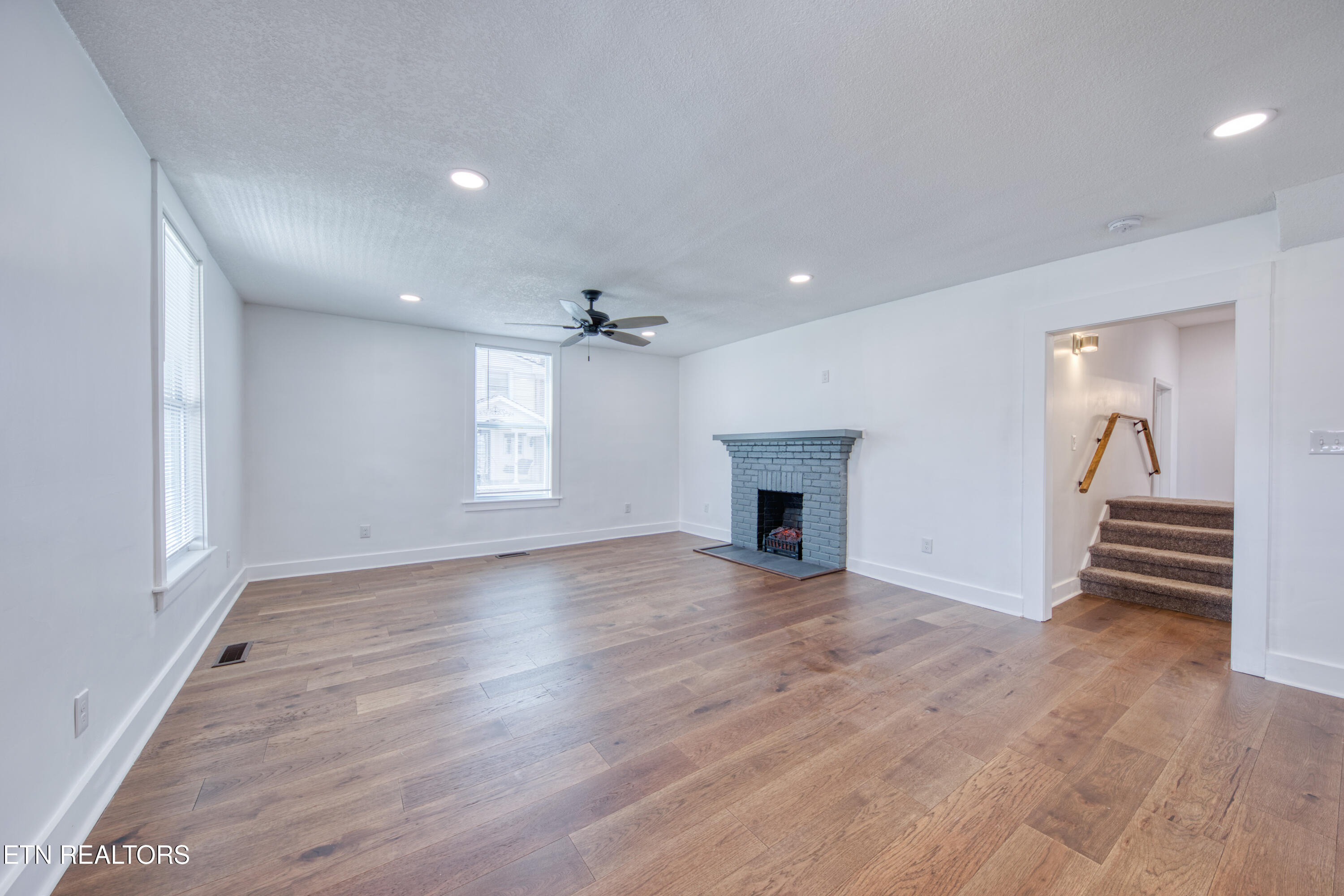 2615 Woodrow Drive Property Photo 10