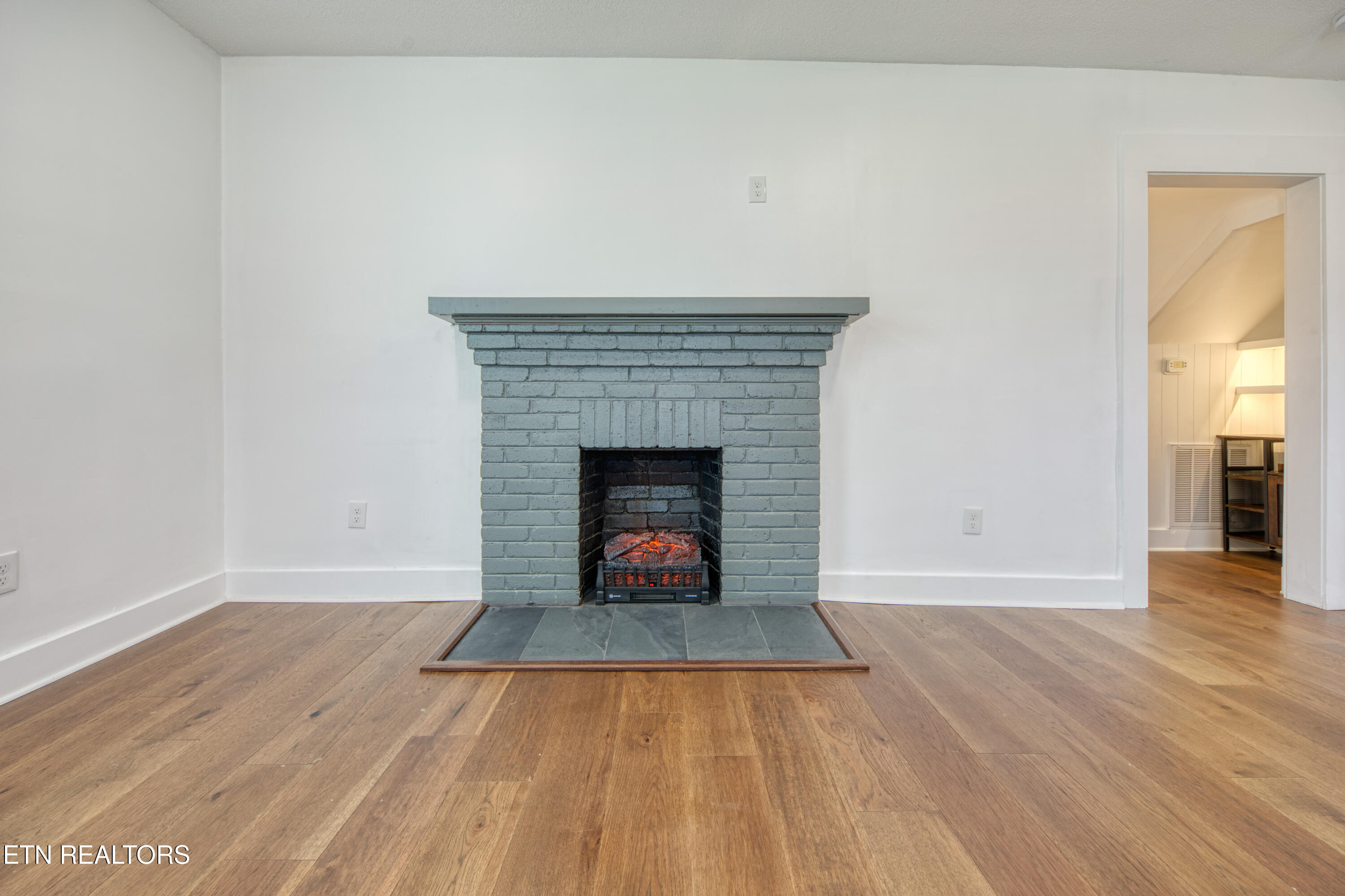 2615 Woodrow Drive Property Photo 12