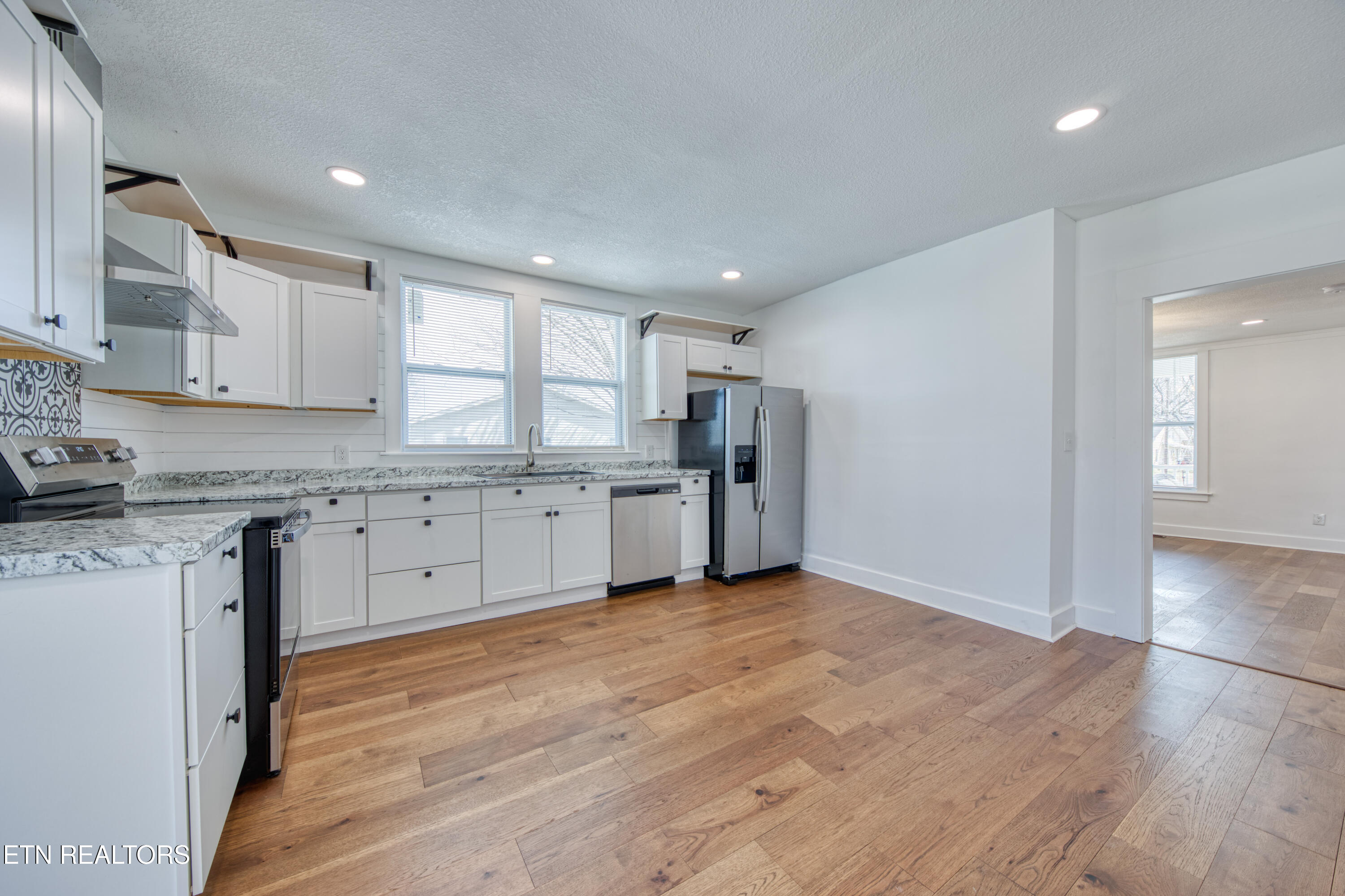 2615 Woodrow Drive Property Photo 17