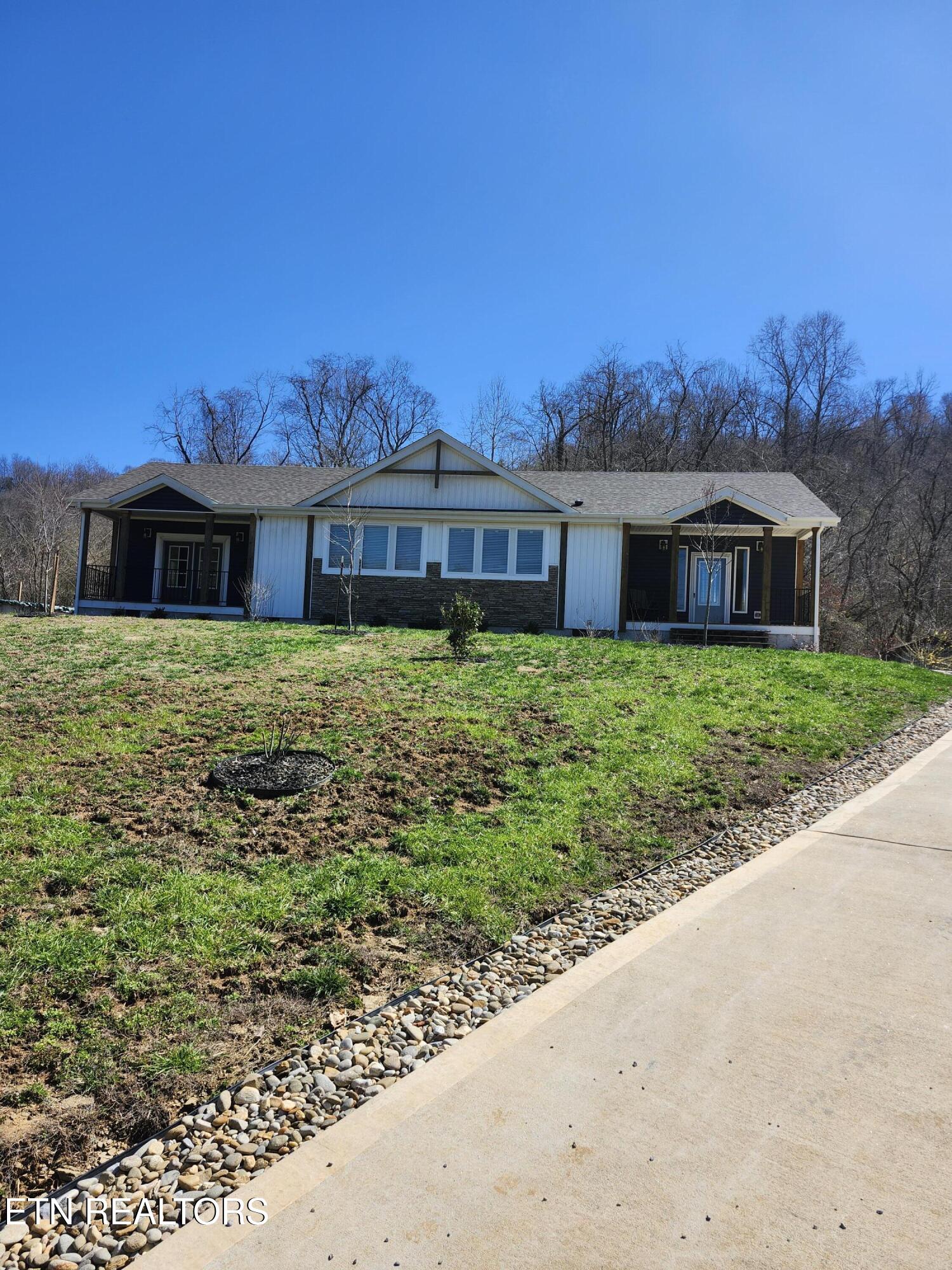 1651 Highway 360 Property Photo