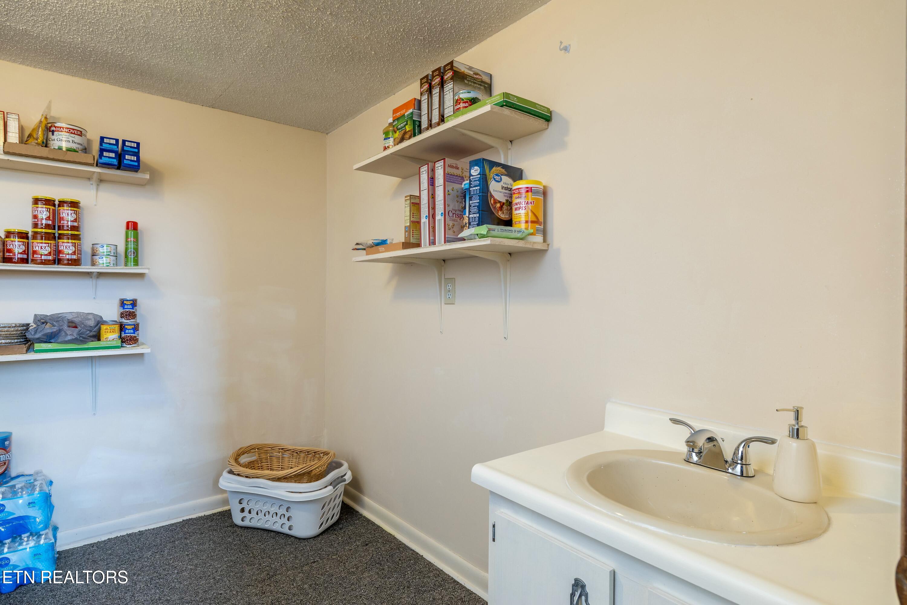 2220 Richwood Drive Property Photo 23
