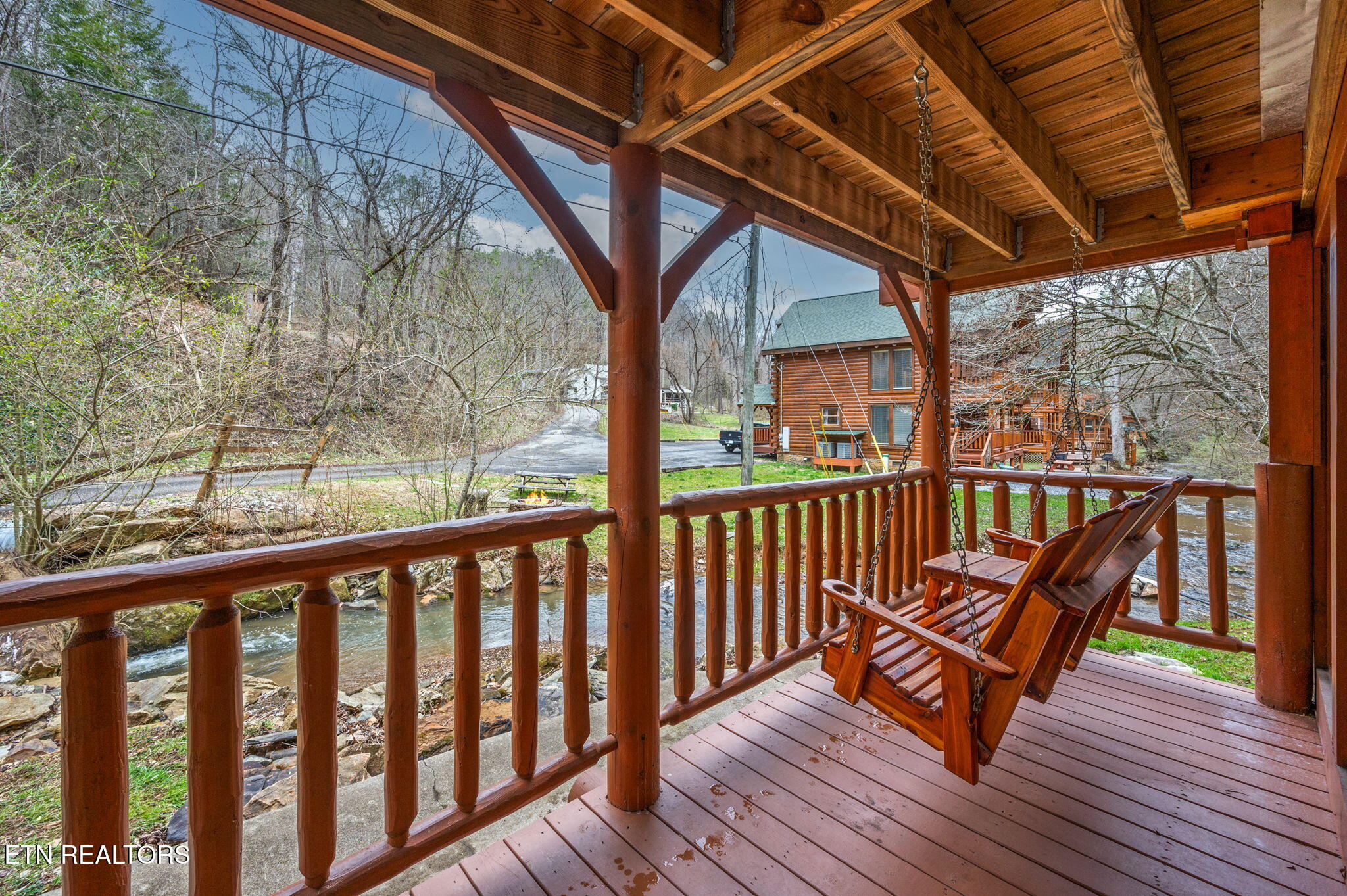 331 Caney Creek Rd Property Photo 4