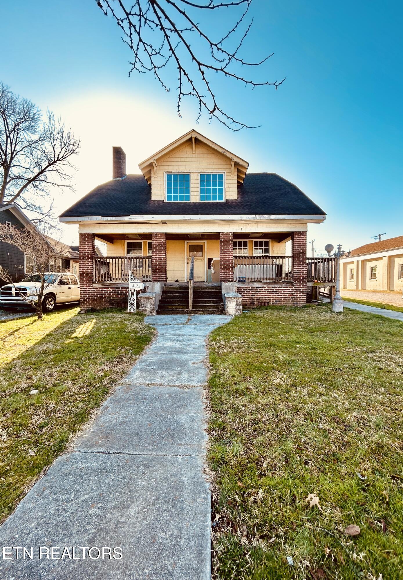 2444 Martin Luther King Jr Ave Property Photo 1