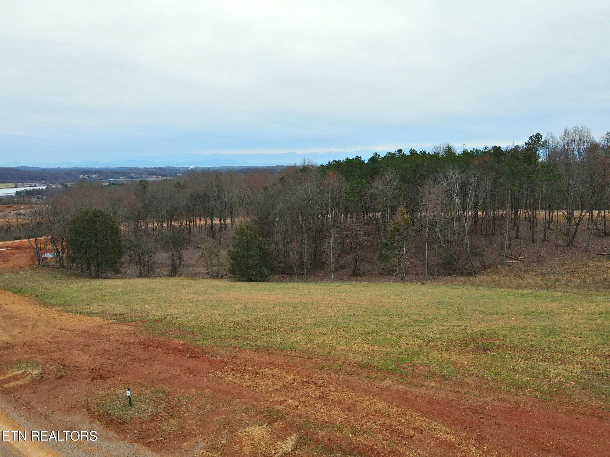 4486 Old Dogwood Tr Property Photo 4