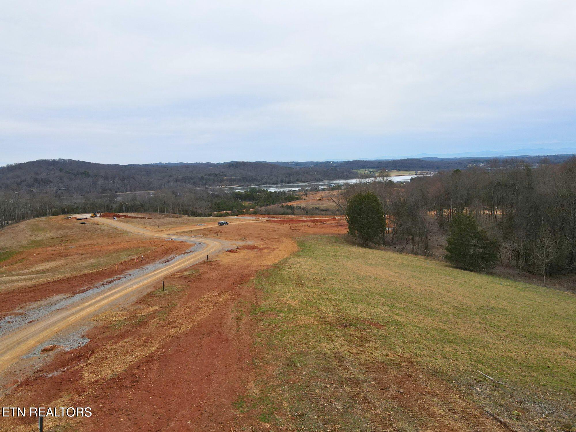 4486 Old Dogwood Tr Property Photo 5
