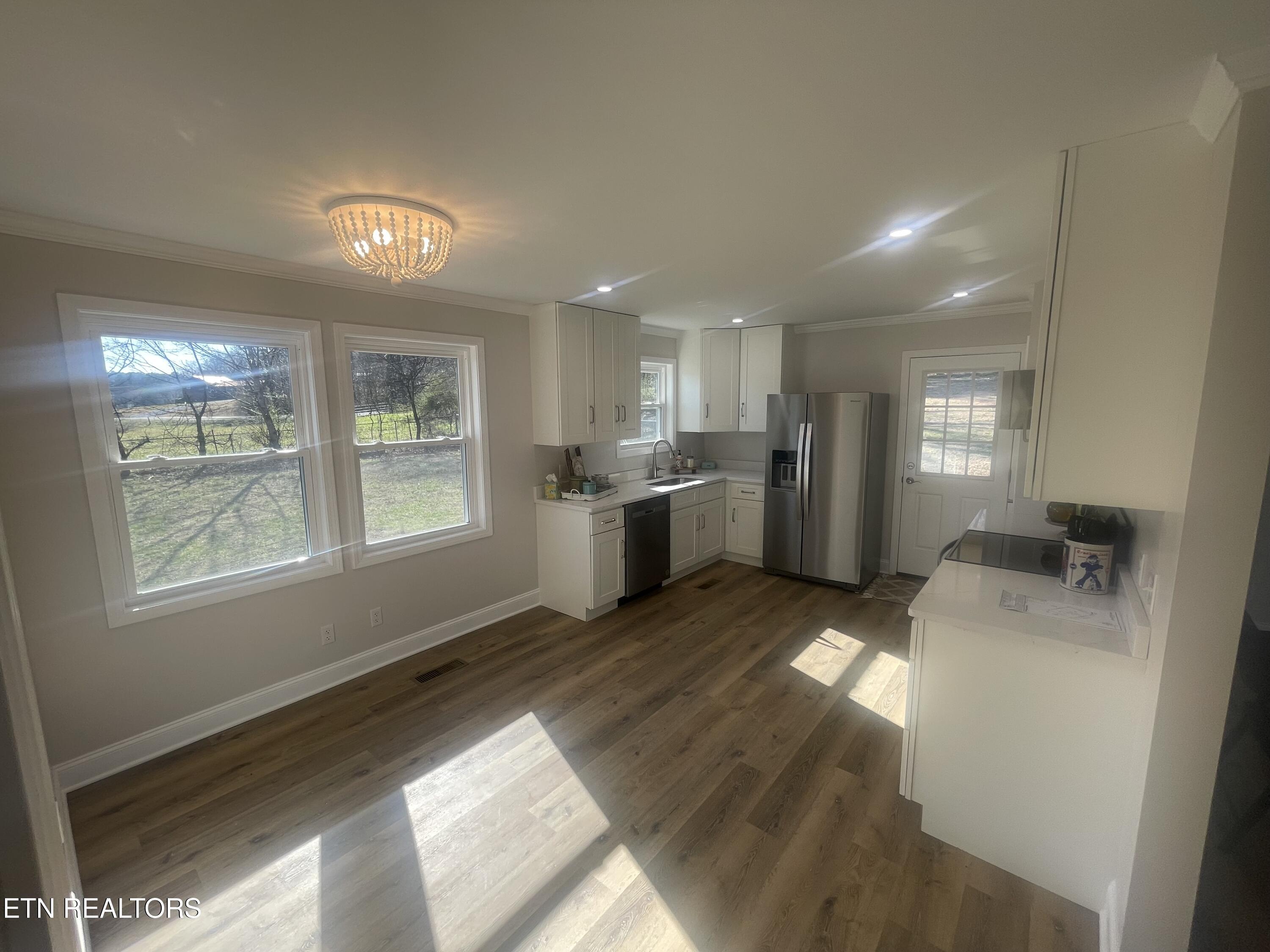 102 County Road 568 Property Photo 8