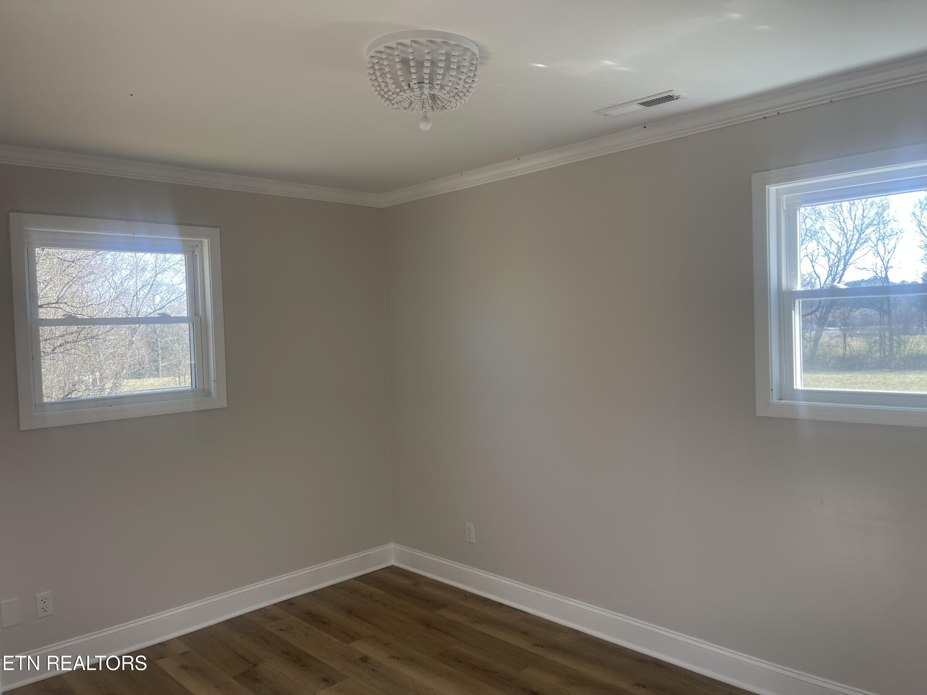 102 County Road 568 Property Photo 15