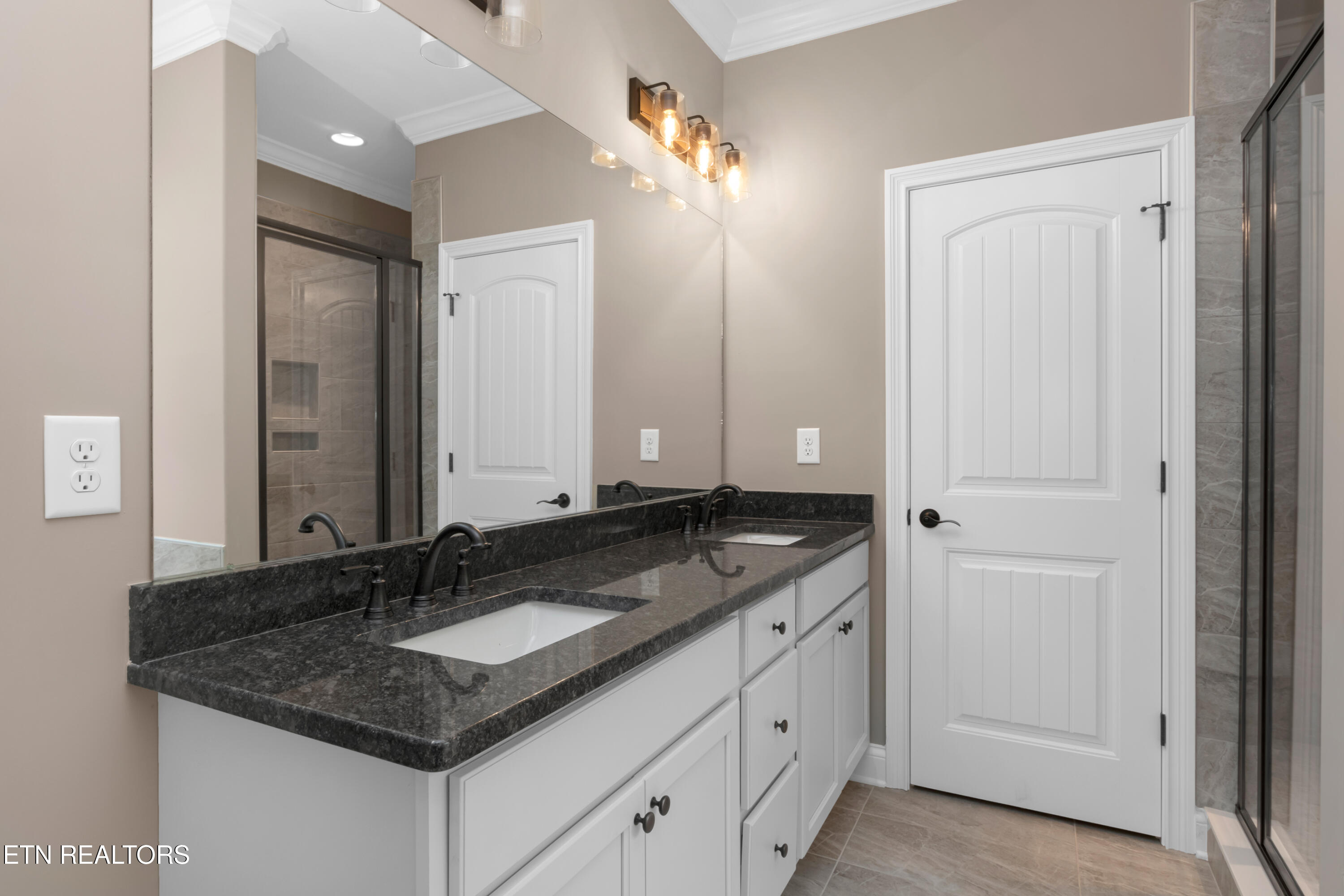 3016 Sycamore Creek Lane Property Photo 20