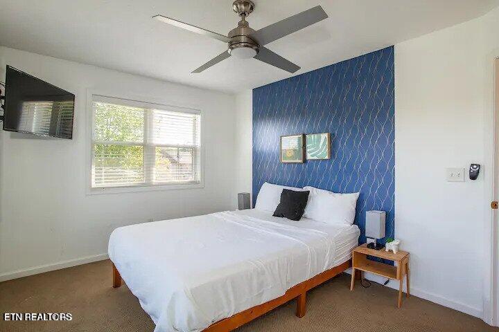 2084 Allenridge Drive Property Photo 25