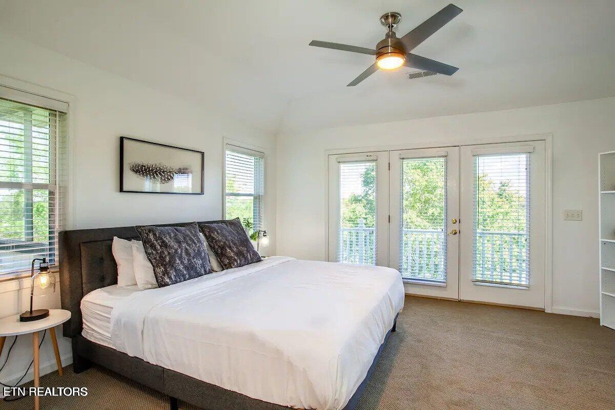 2084 Allenridge Drive Property Photo 27