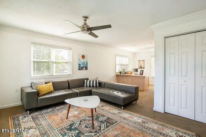 2084 Allenridge Drive Property Photo 34