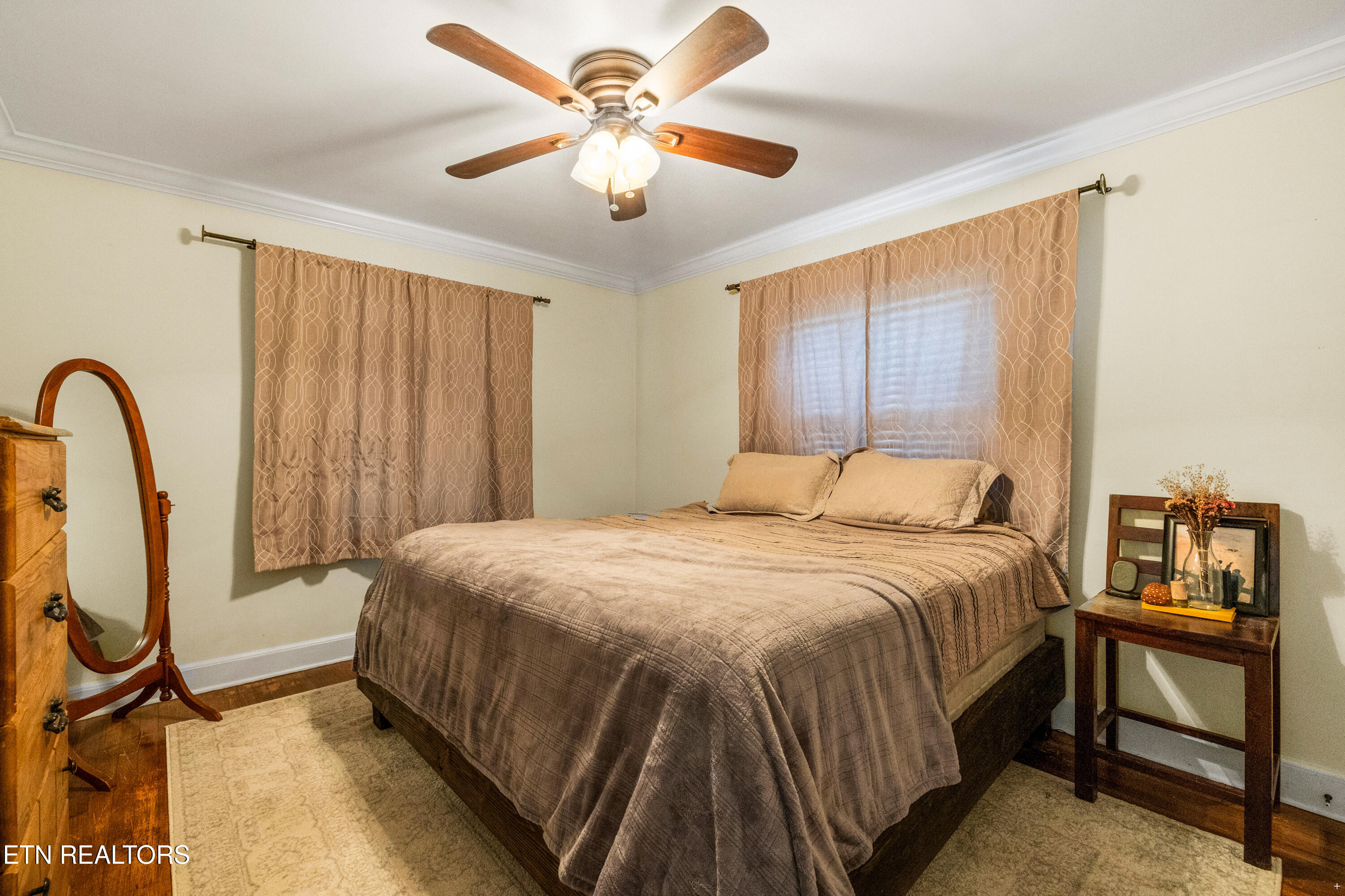 5717 Nw Woodale Drive Property Photo 14