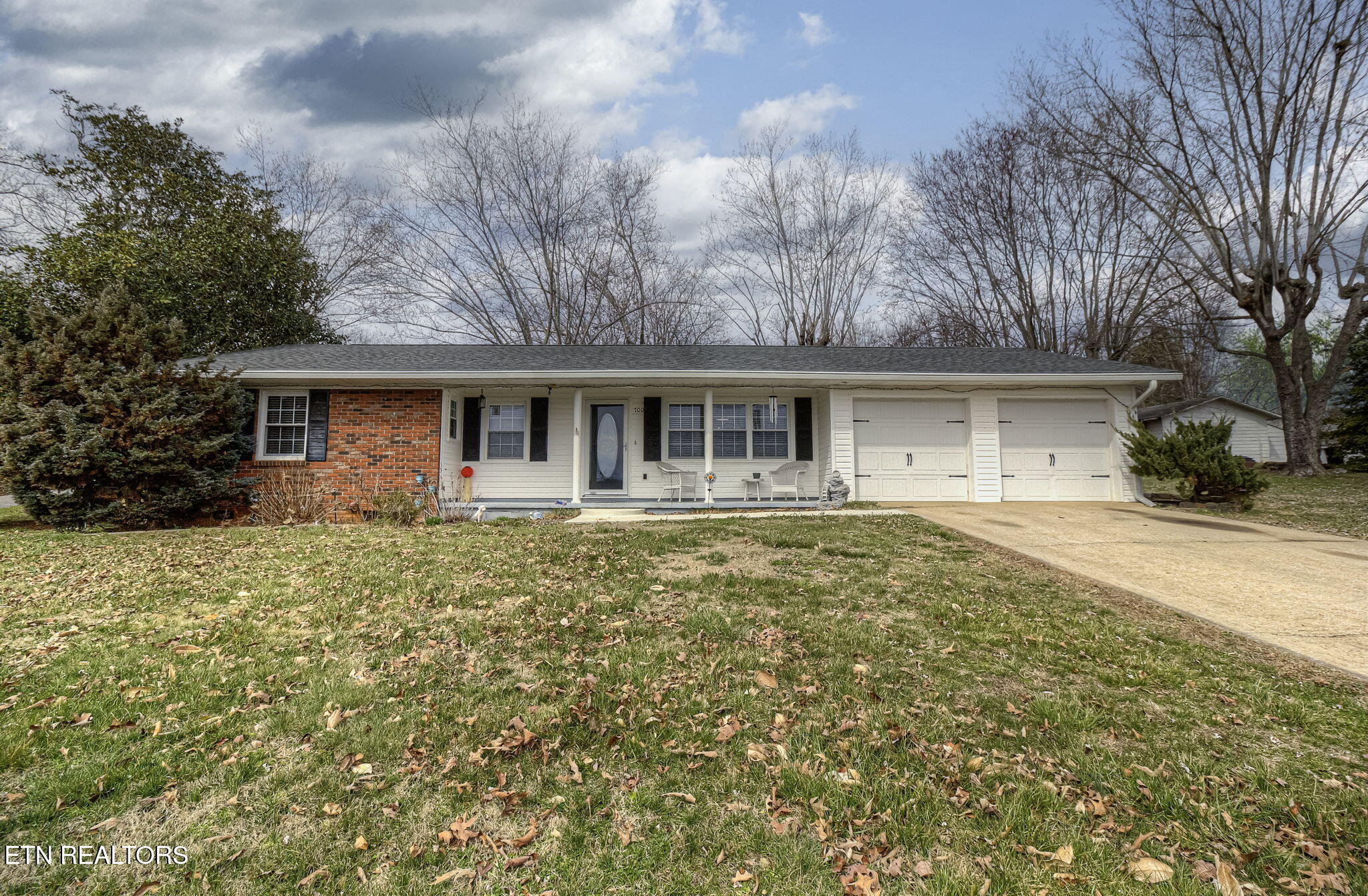 700 Netherton Drive Property Photo