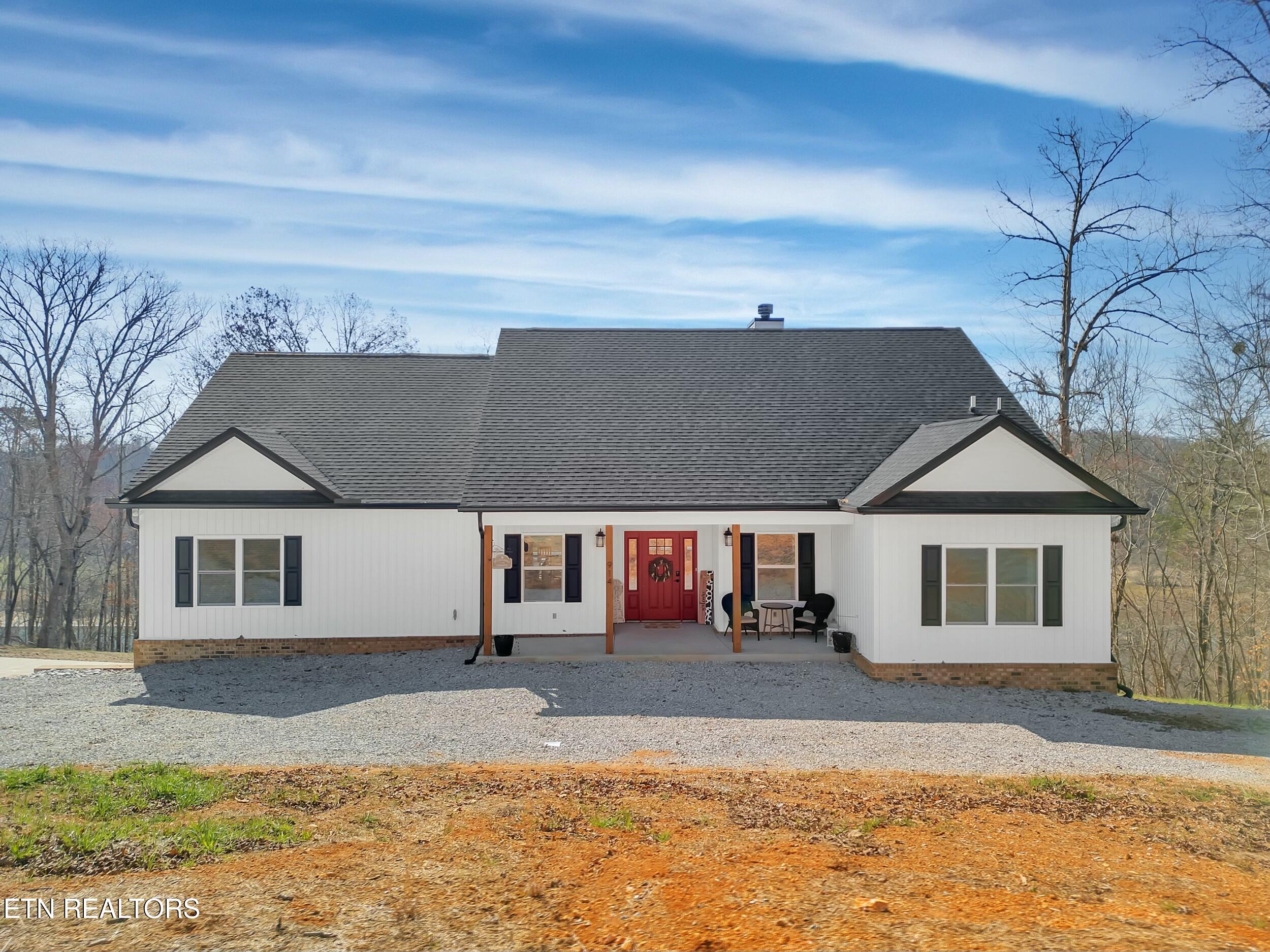 914 Skyline Drive Property Photo