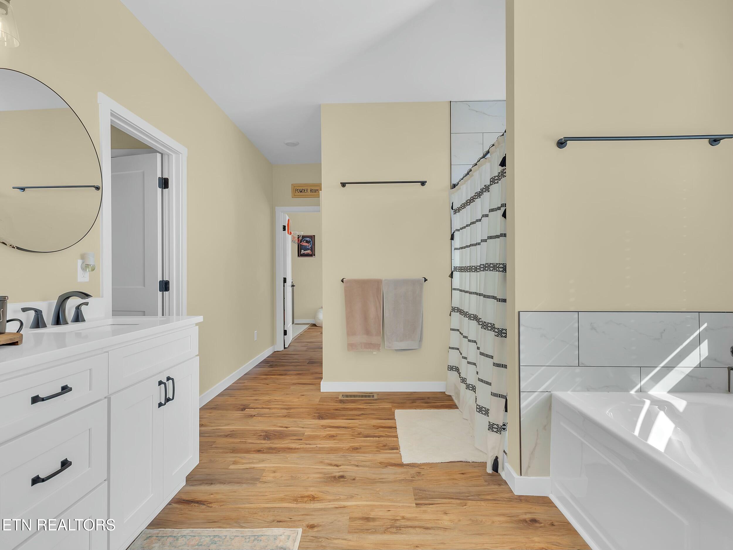 914 Skyline Drive Property Photo 17