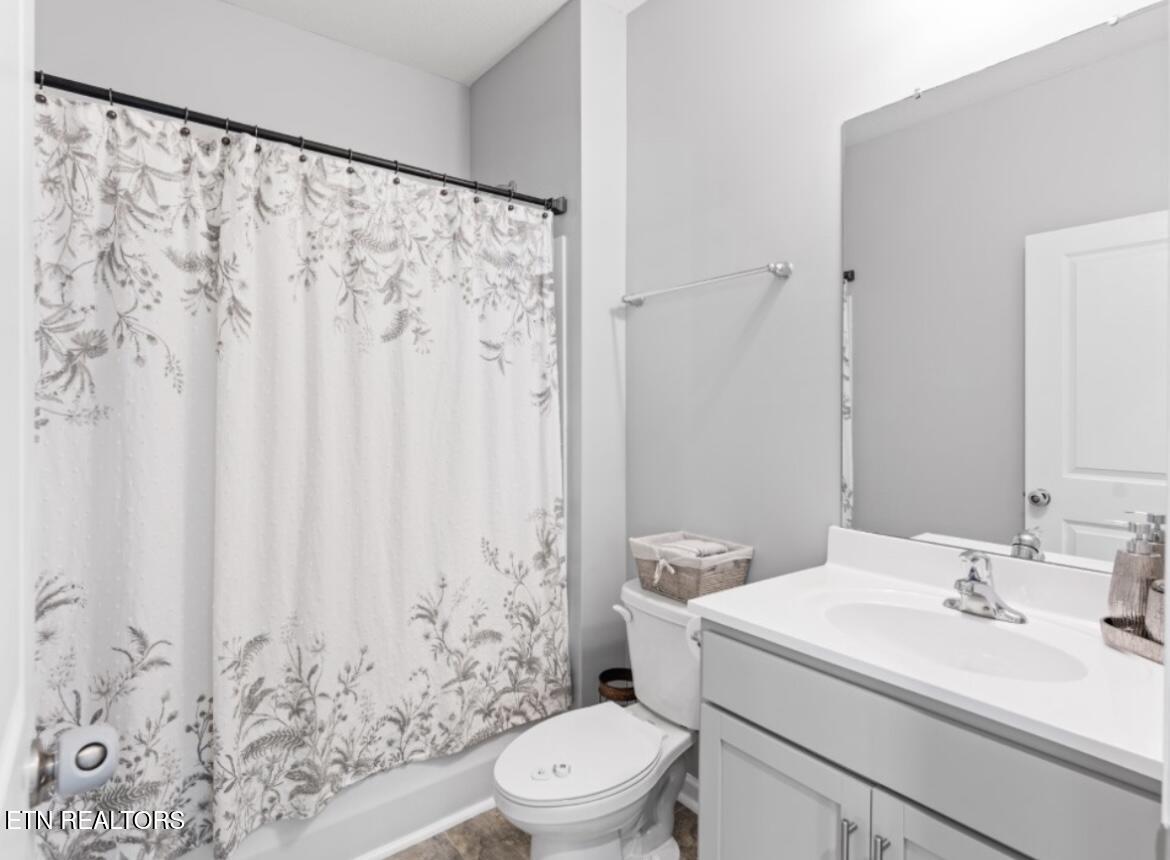 241 Summer Glenn Lane Property Photo 16