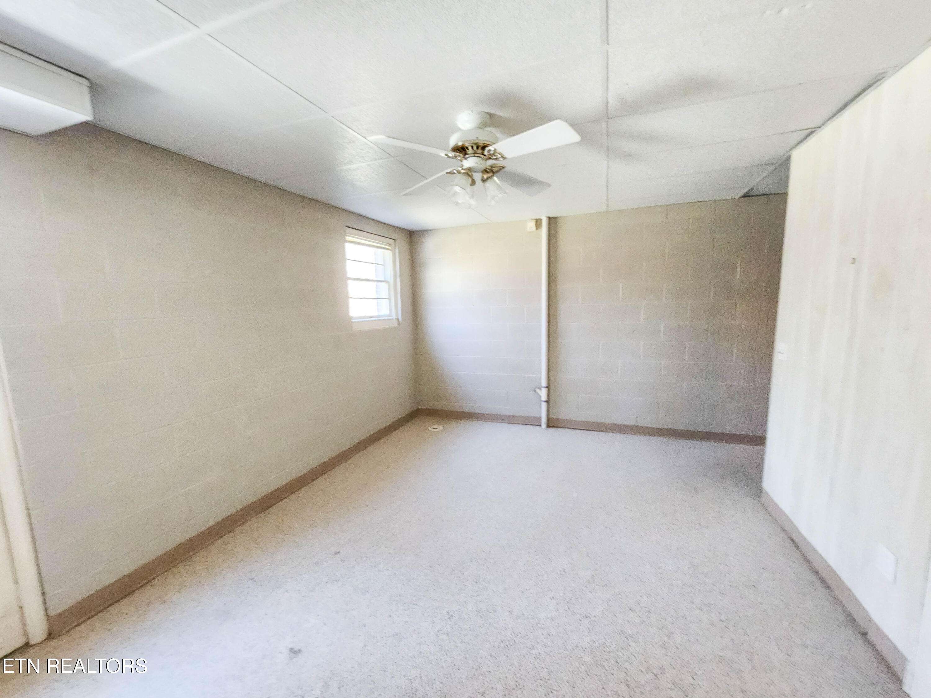 111 March Rd Property Photo 38