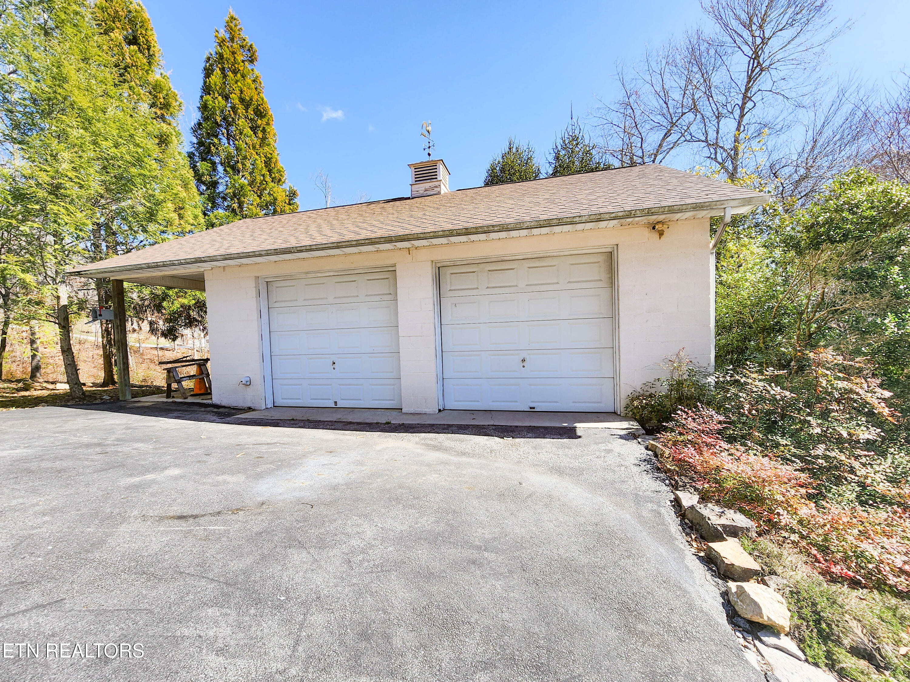 111 March Rd Property Photo 49